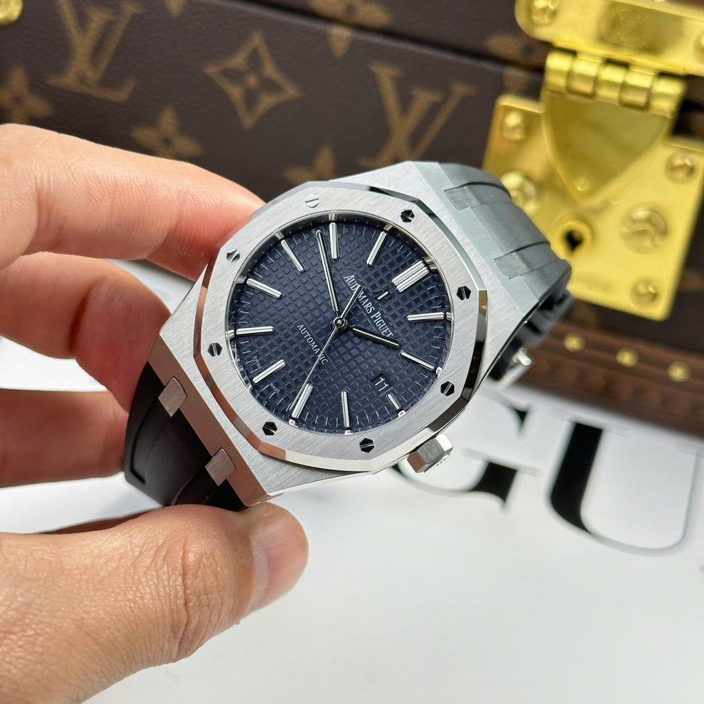 Audemars Piguet Royal Oak 15400ST Watch Blue Dial Rubber Strap 41mm