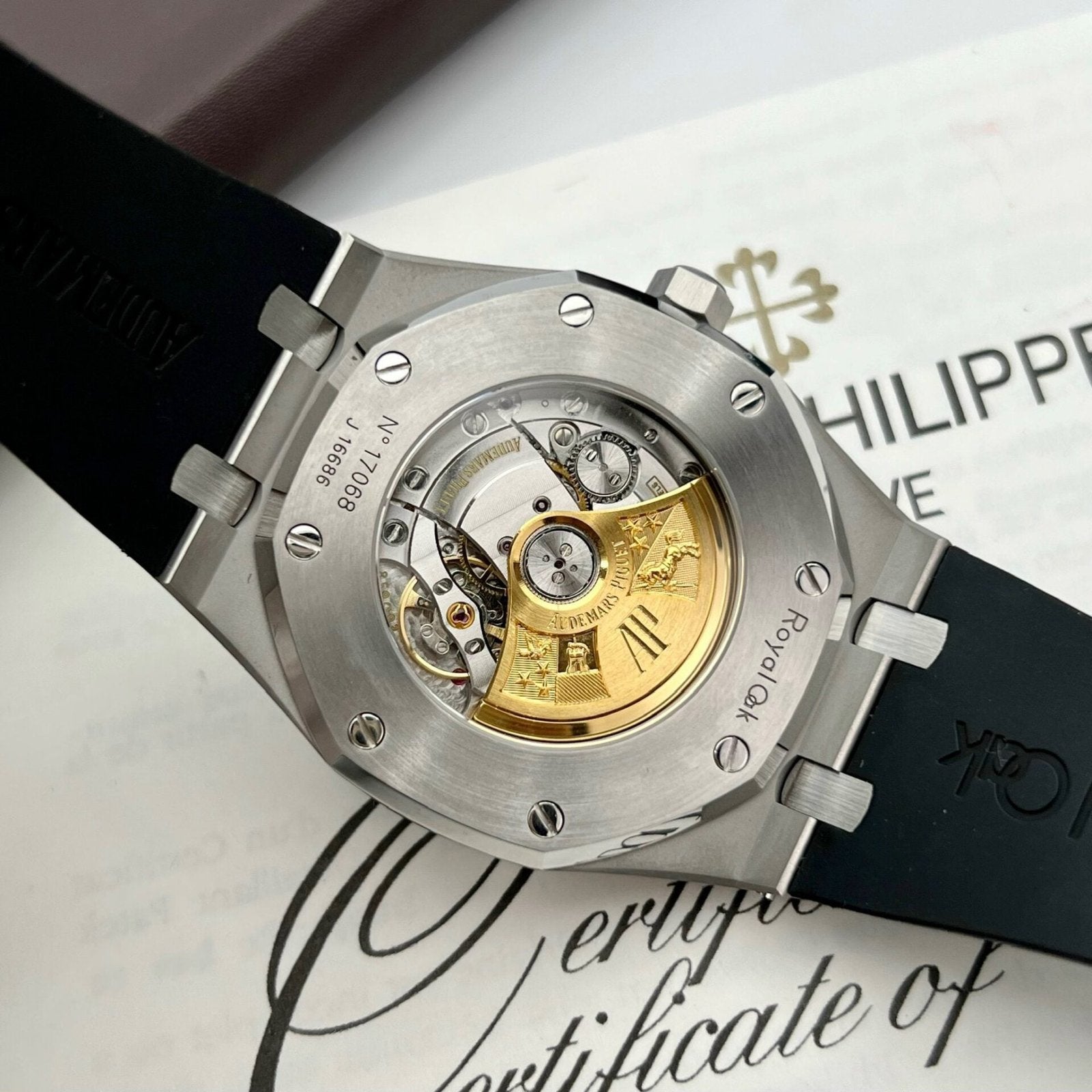 Audemars Piguet Watch Royal Oak 15400ST Black Dial Rubber Strap 41mm