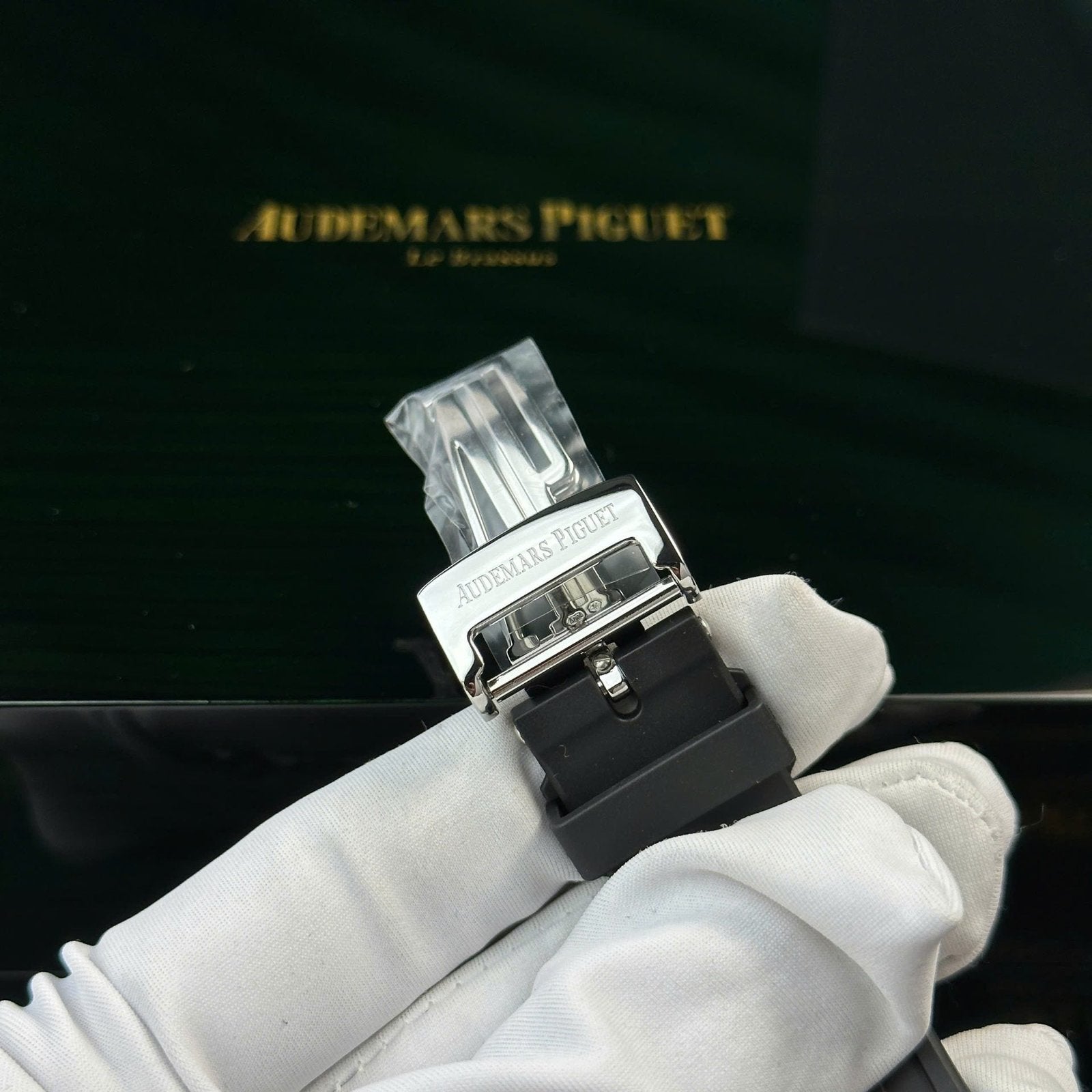Audemars Piguet Royal Oak 15500 Watch Dial Black Rubber Strap 41mm
