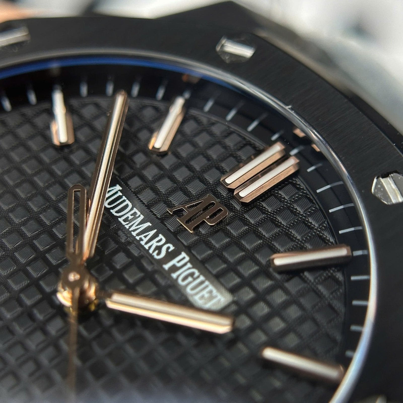 Audemars Piguet Royal Oak 15500 Watch Black Dial 41mm