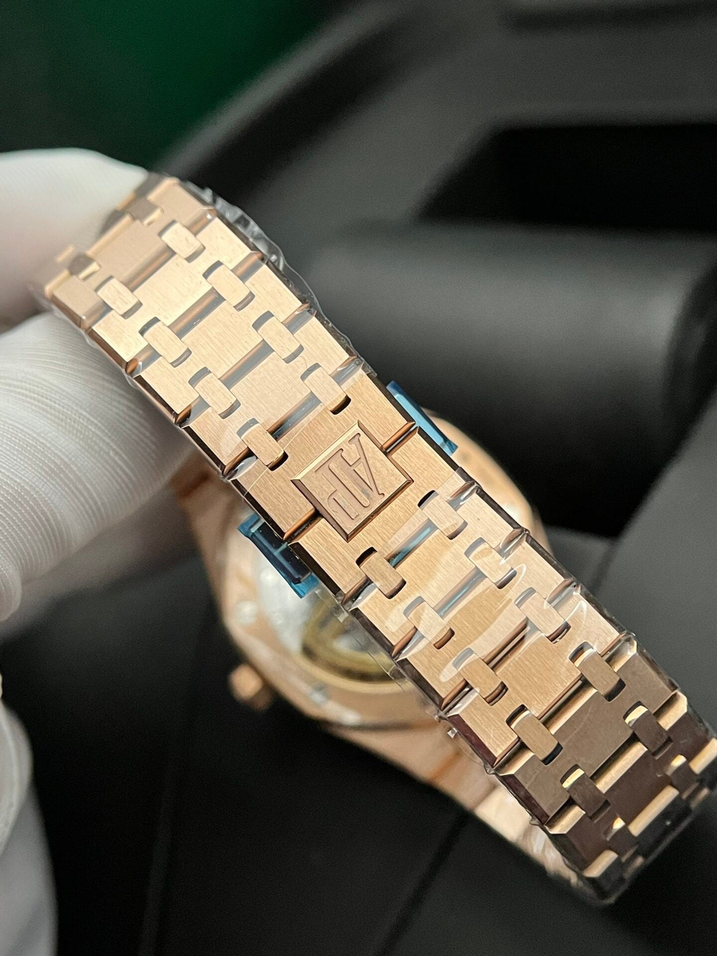 Audemars Piguet Royal Oak 15500OR Watch 41mm