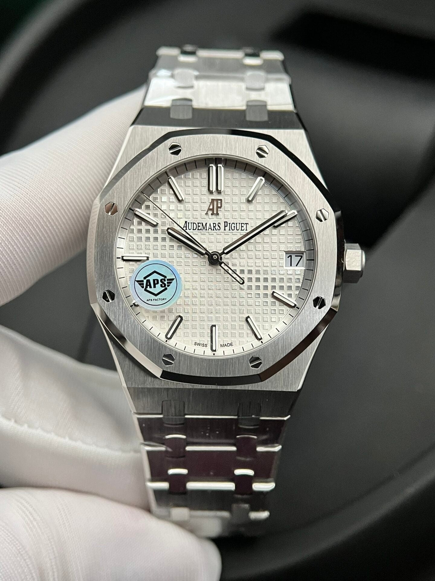 Audemars Piguet Royal Oak 15500ST Watch White Dial 41mm