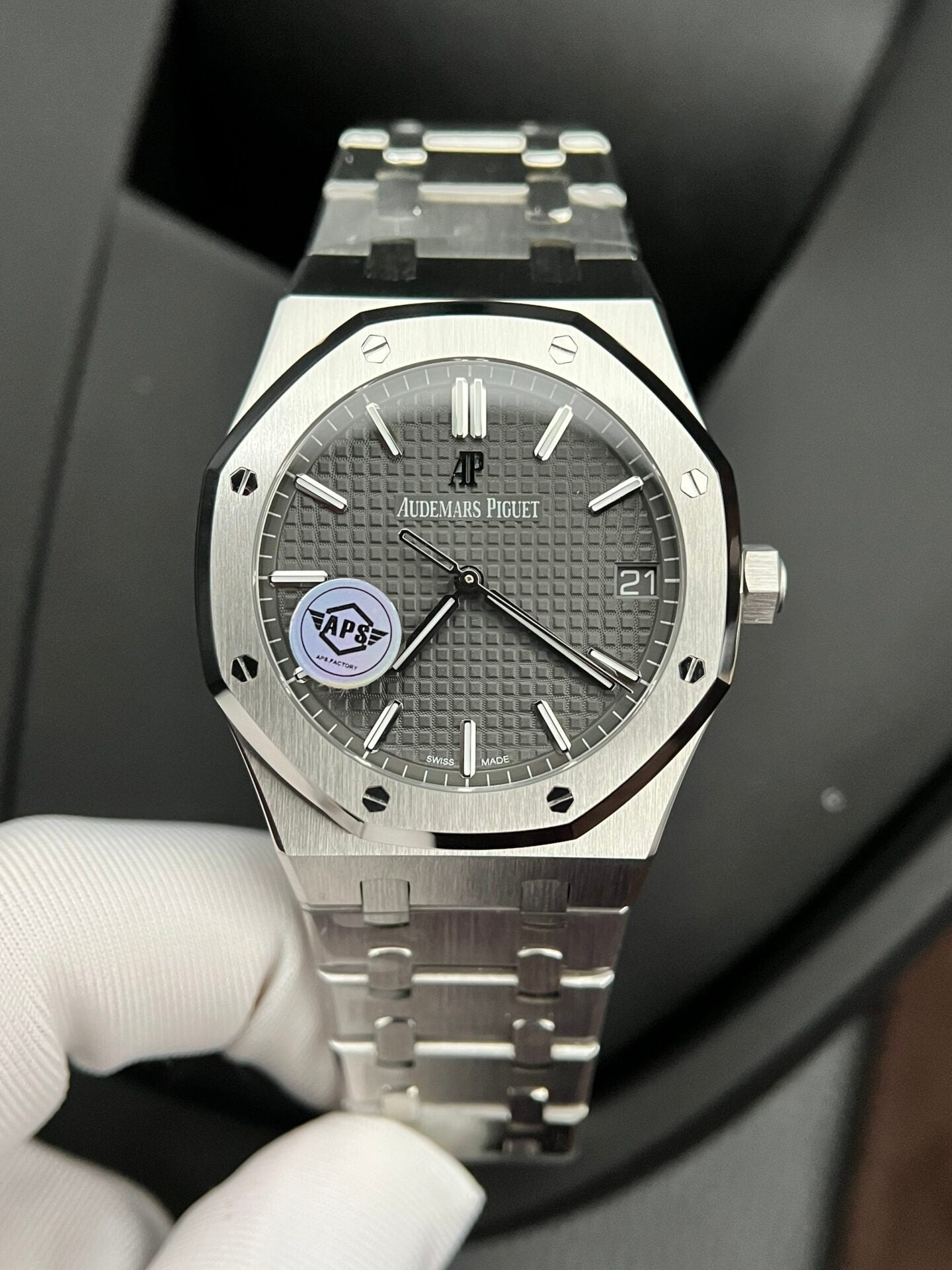 Audemars Piguet Royal Oak 15500ST Watch Gray Dial 41mm