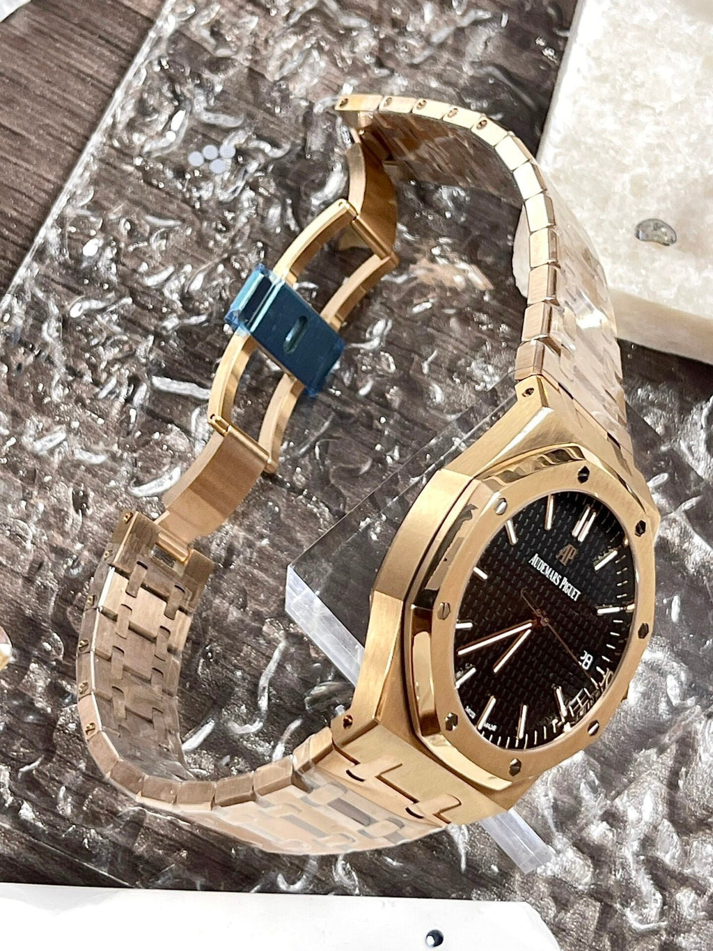 Audemars Piguet Royal Oak 15510OR Watch Black Dial 41mm