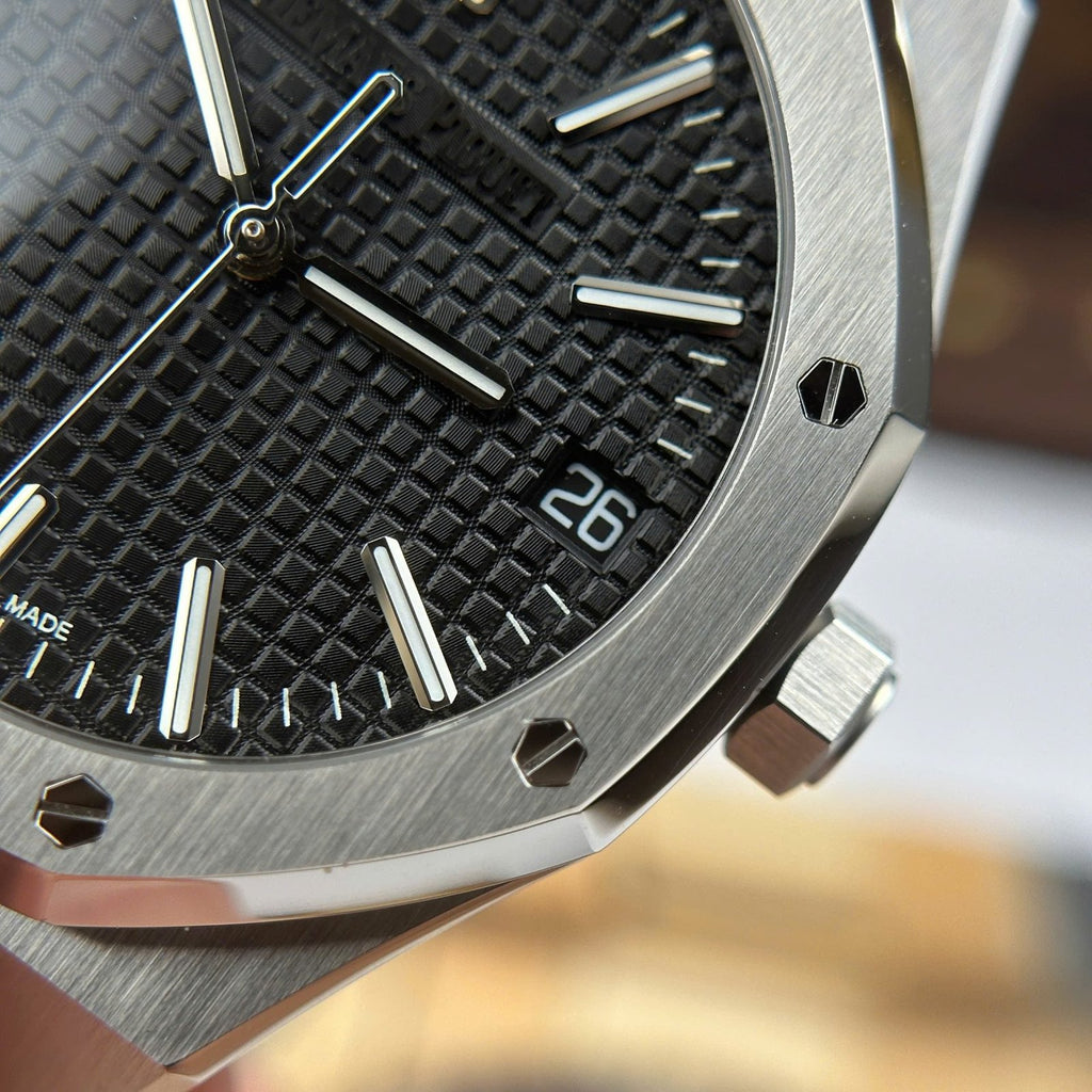 Audemars Piguet Royal Oak 15510ST Black Dial 41mm