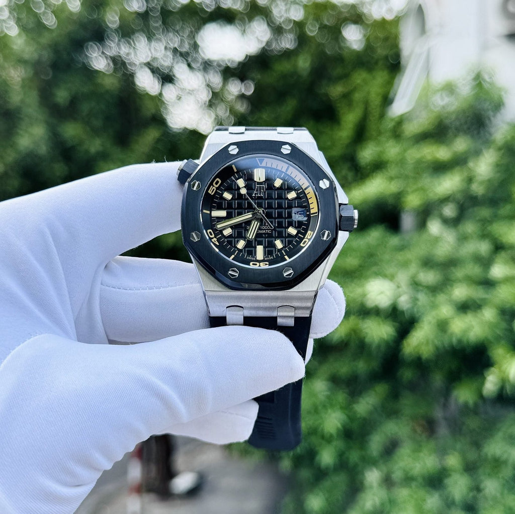 Audemars Piguet Watch Royal Oak 15720ST Black Dial 42mm