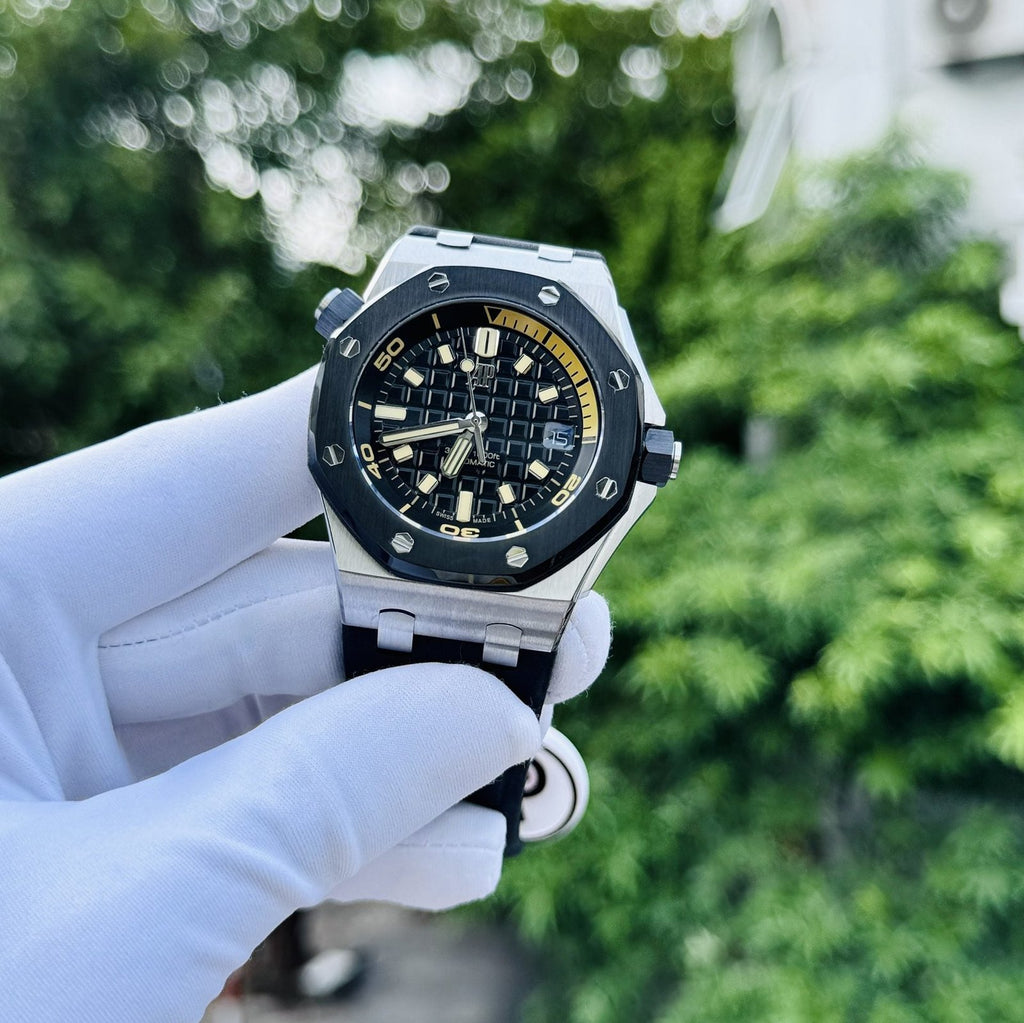 Audemars Piguet Watch Royal Oak 15720ST Black Dial 42mm