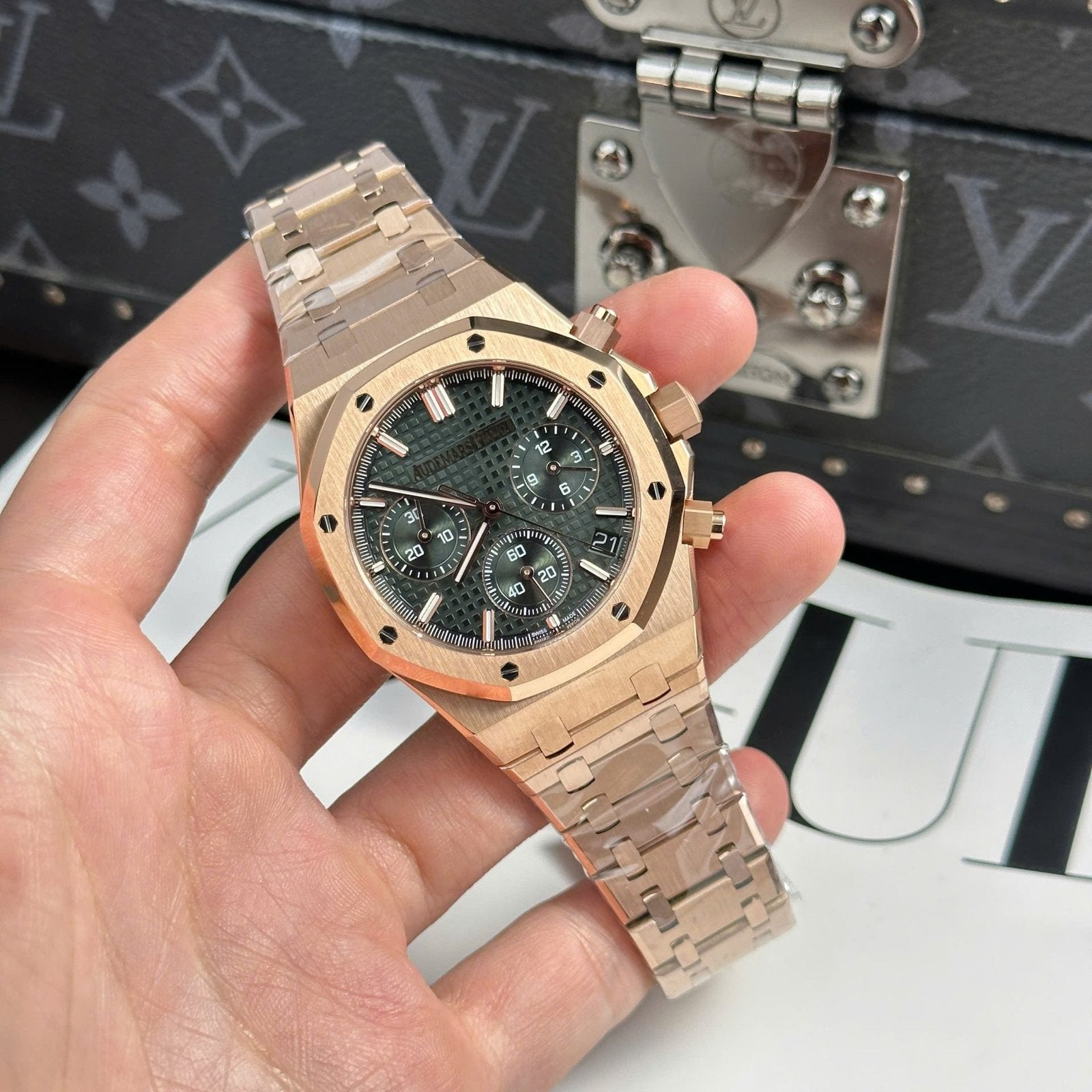 Audemars Piguet Watch Royal Oak 26240 Dial Green 41mm
