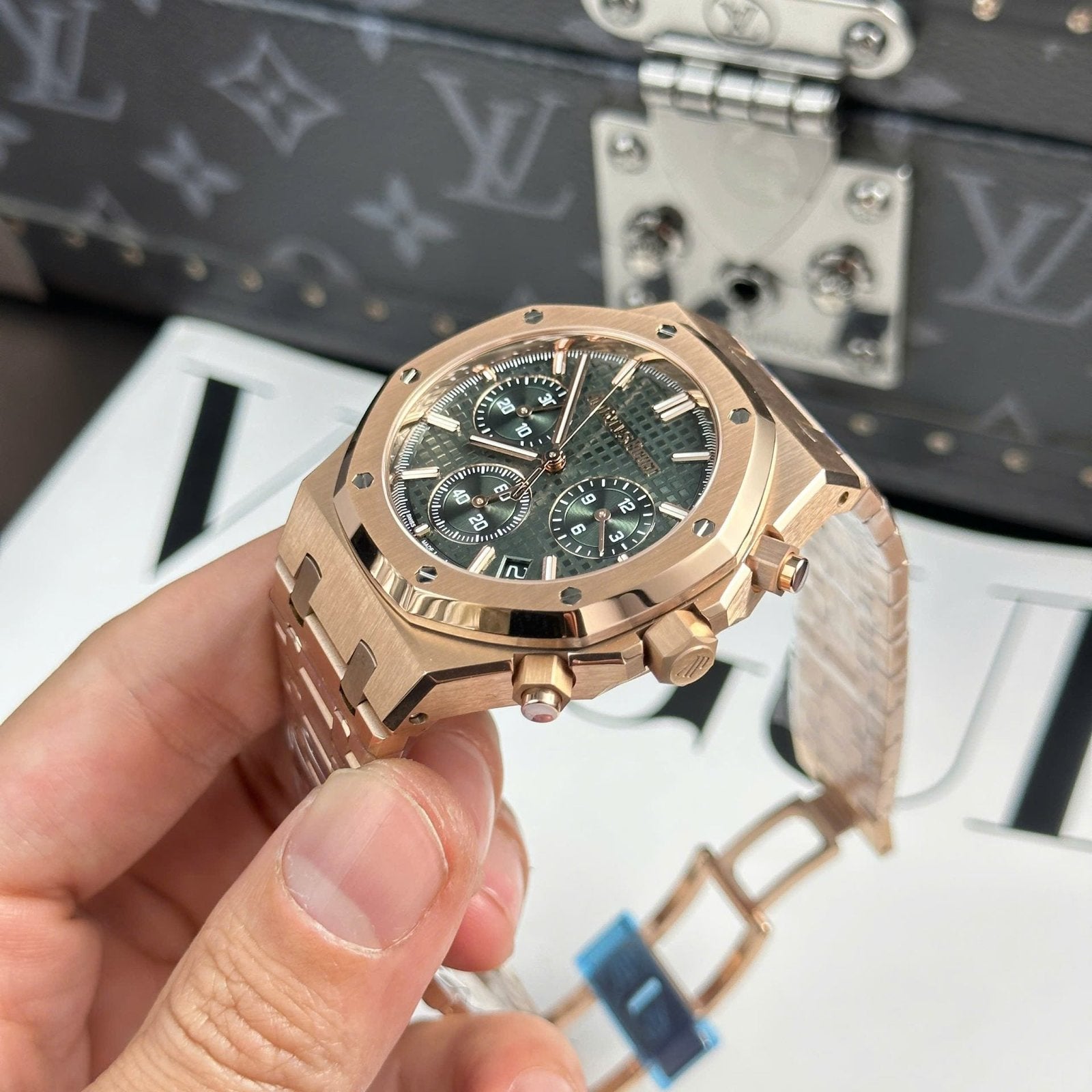 Audemars Piguet Watch Royal Oak 26240 Dial Green 41mm