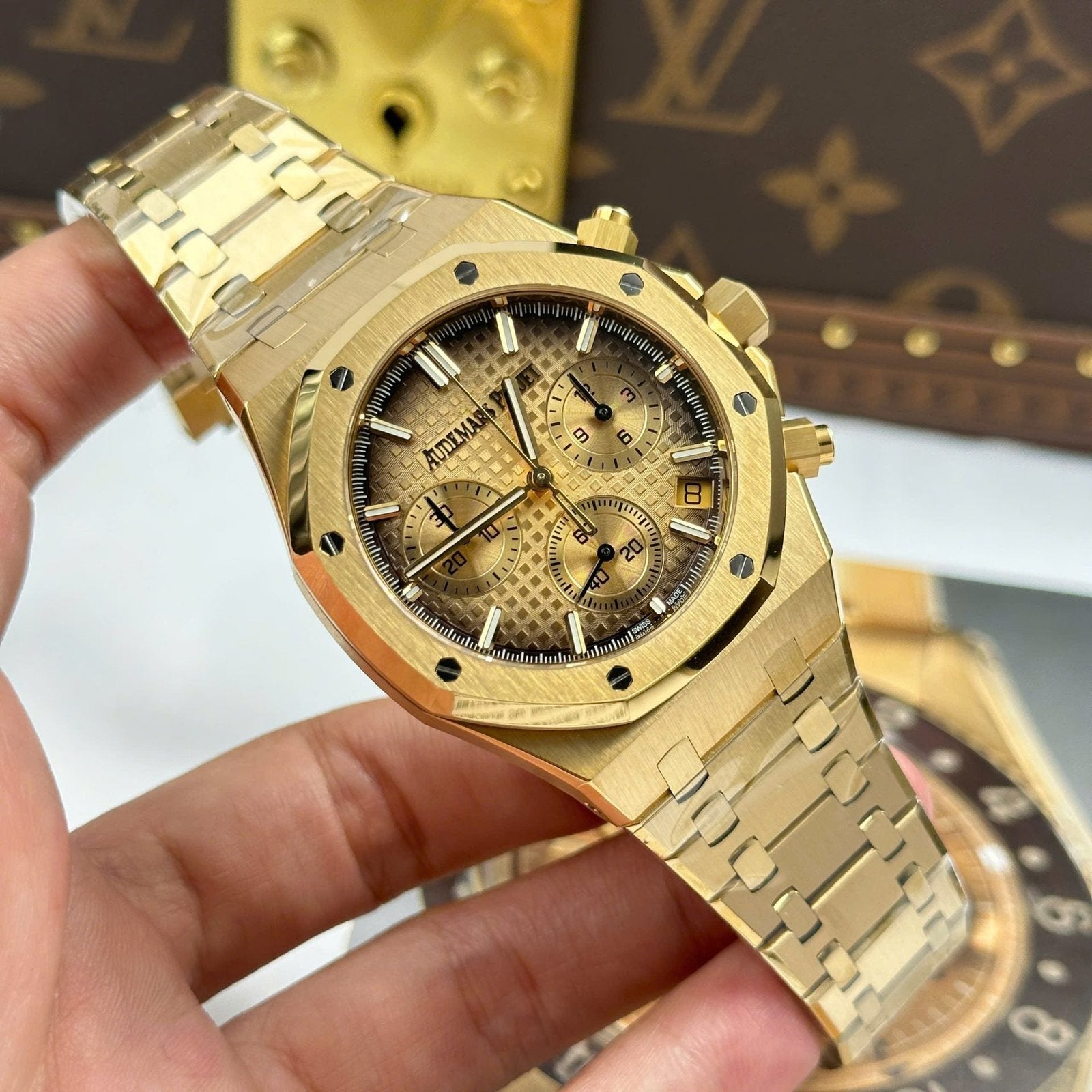 Audemars Piguet Royal Oak 26240 Grande Tapisserie Dial Watch 41mm