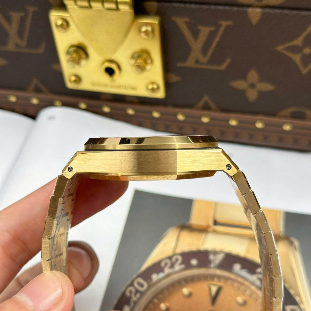 Audemars Piguet Royal Oak 26240 Grande Tapisserie Dial Watch 41mm