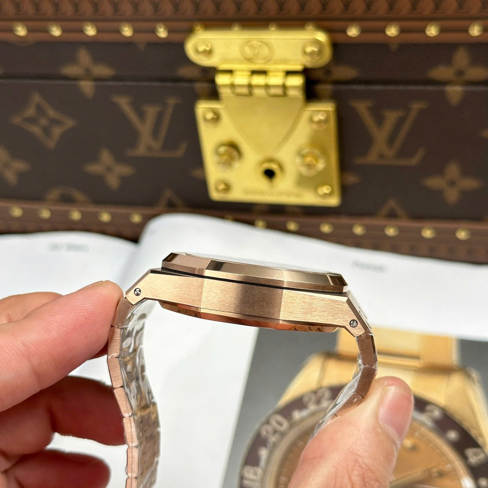 Audemars Piguet Watch Royal Oak 26240 Rose Gold Dial White 41mm