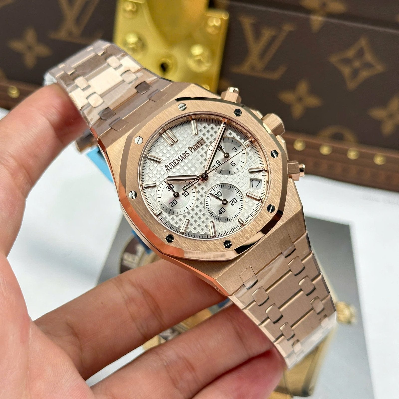 Audemars Piguet Watch Royal Oak 26240 Rose Gold Dial White 41mm