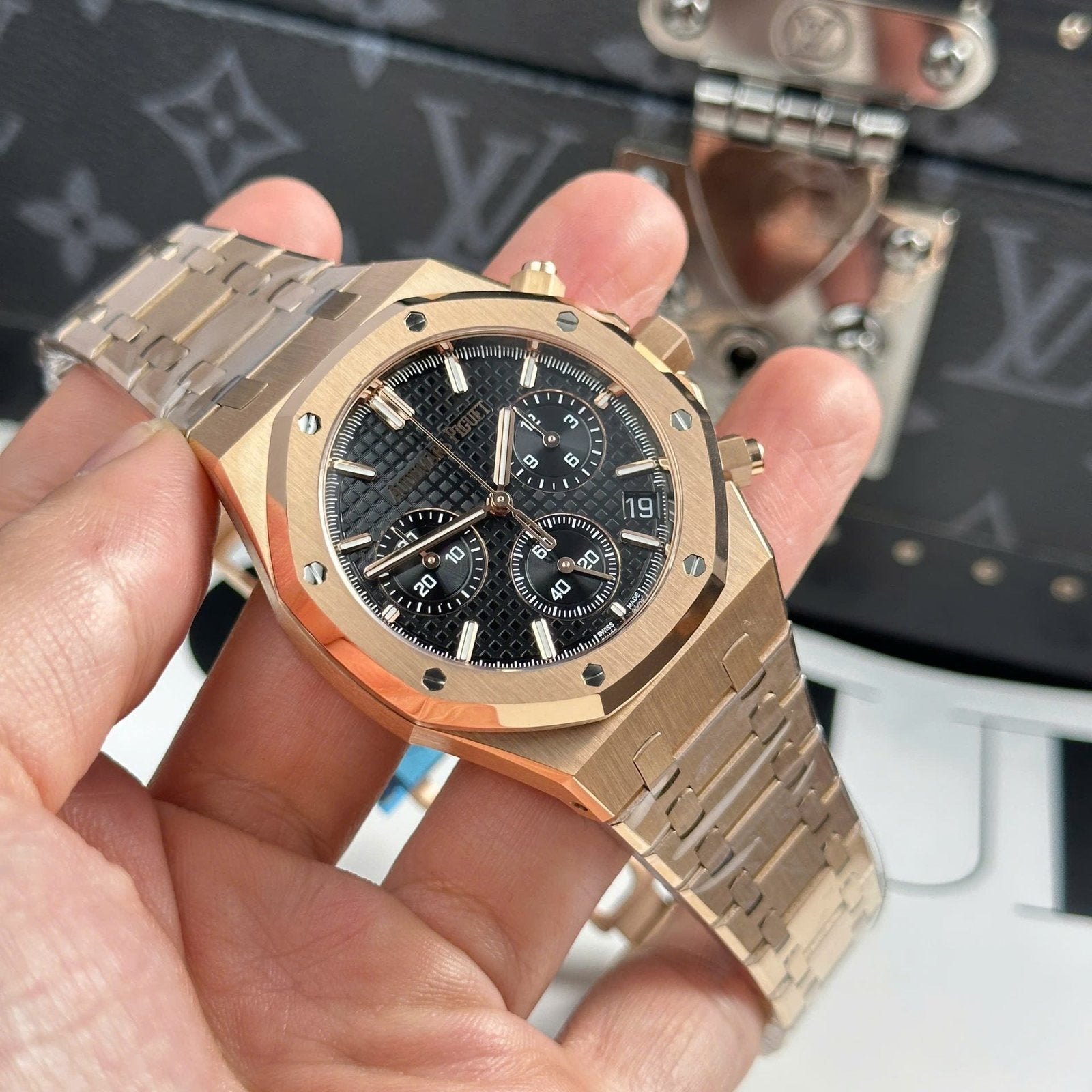 Audemars Piguet Watch Royal Oak 26240 Rose Gold Dial Black 41mm