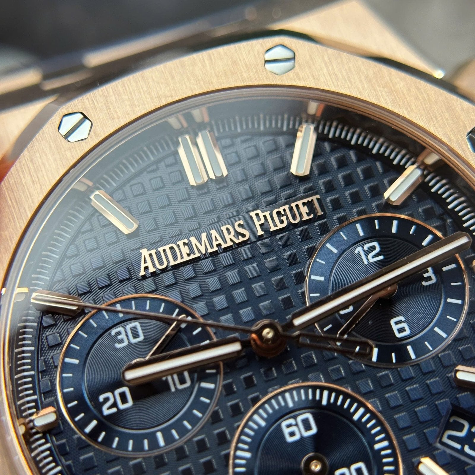 Audemars Piguet Royal Oak 26240 Rose Gold Watch Dial Blue 41mm
