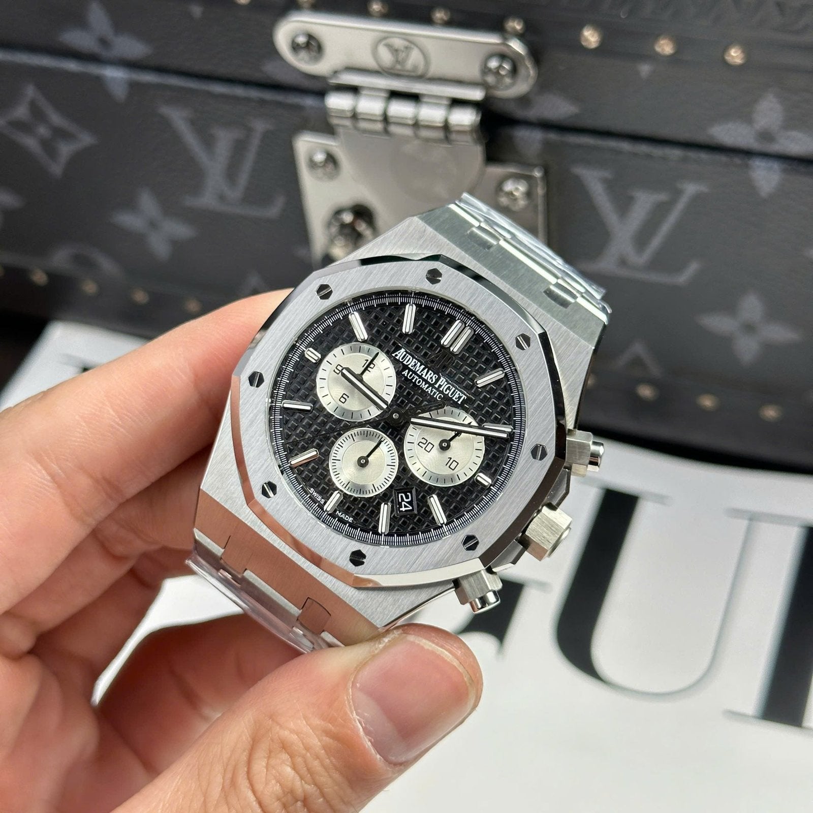 Audemars Piguet Watch Royal Oak 26331 Chronograph Dial Black 41mm
