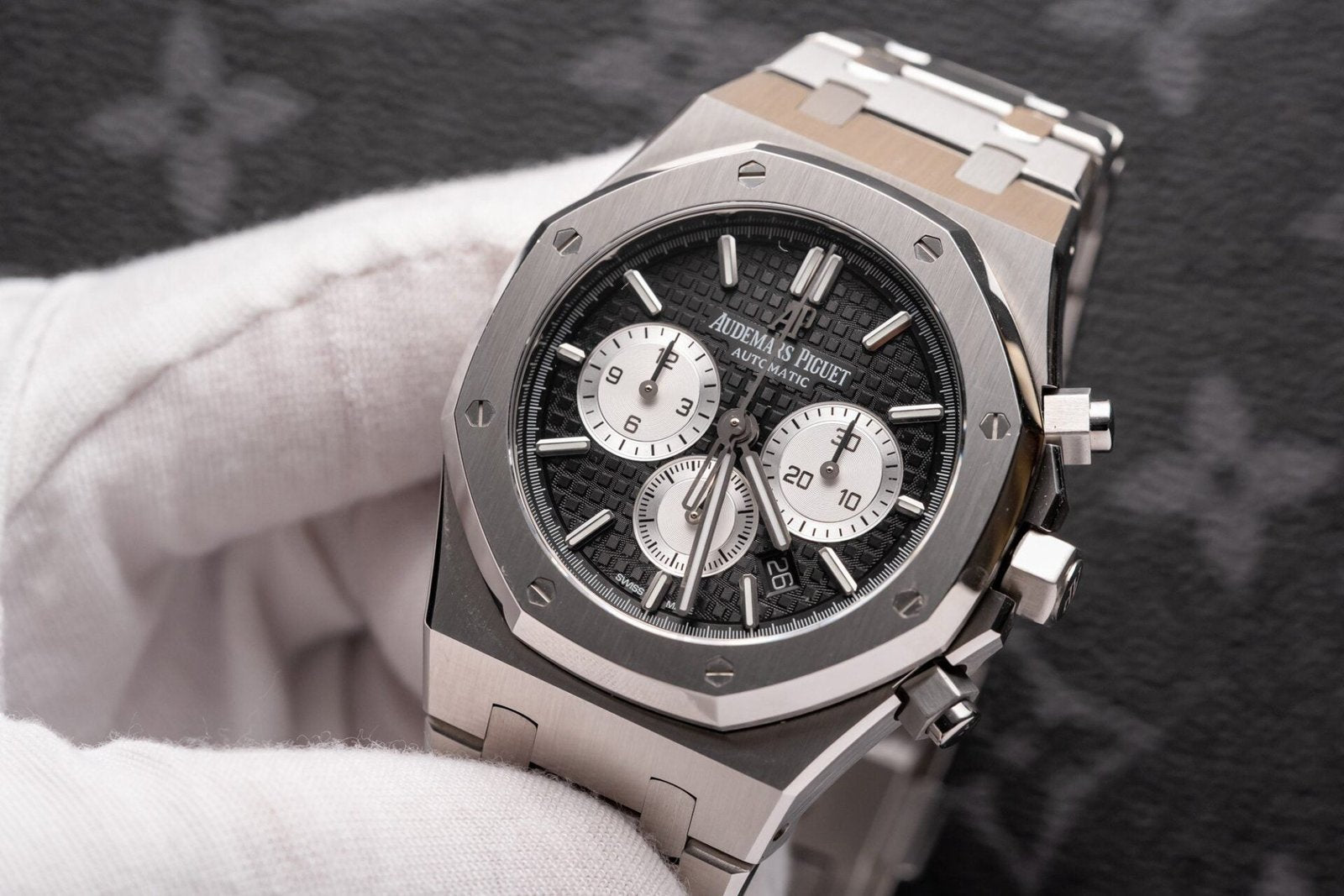 Audemars Piguet Royal Oak 26331ST Watch Black Dial 41mm
