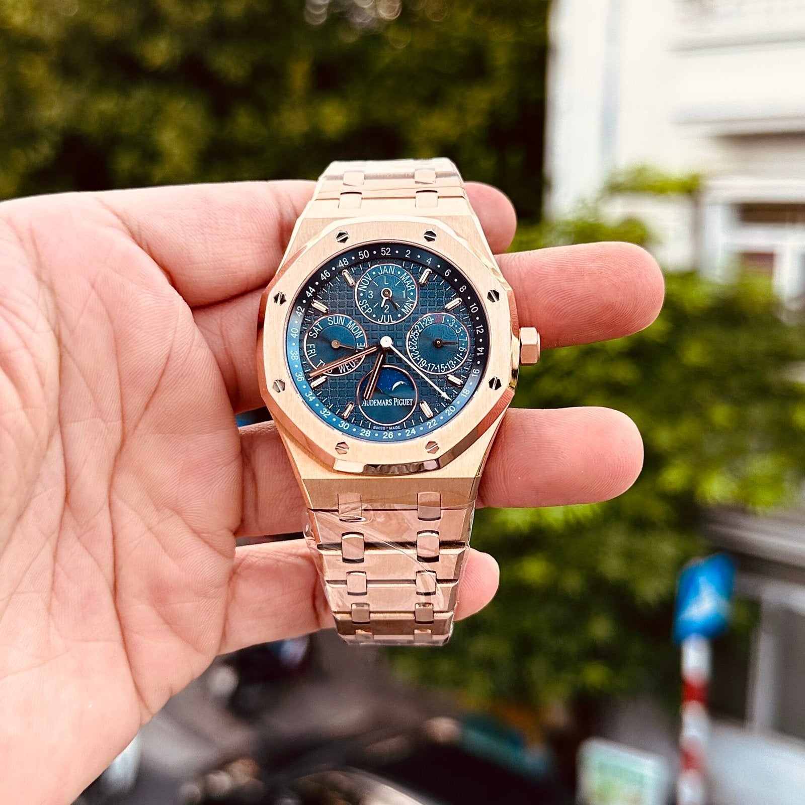 Audemars Piguet Royal Oak 26574OR Blue Dial Watch 41mm