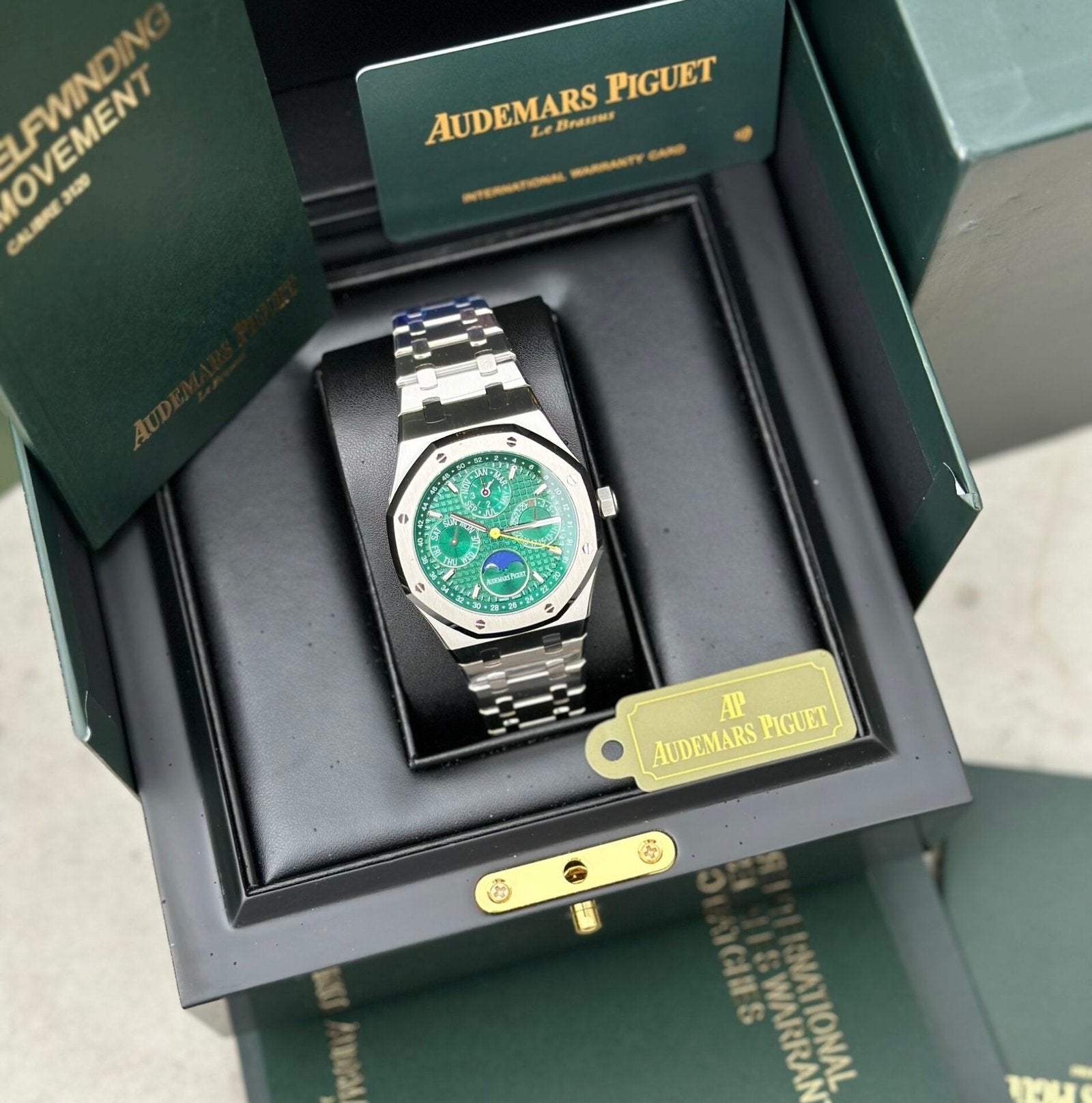 Audemars Piguet Watch Royal Oak 26574ST Green Dial 41mm