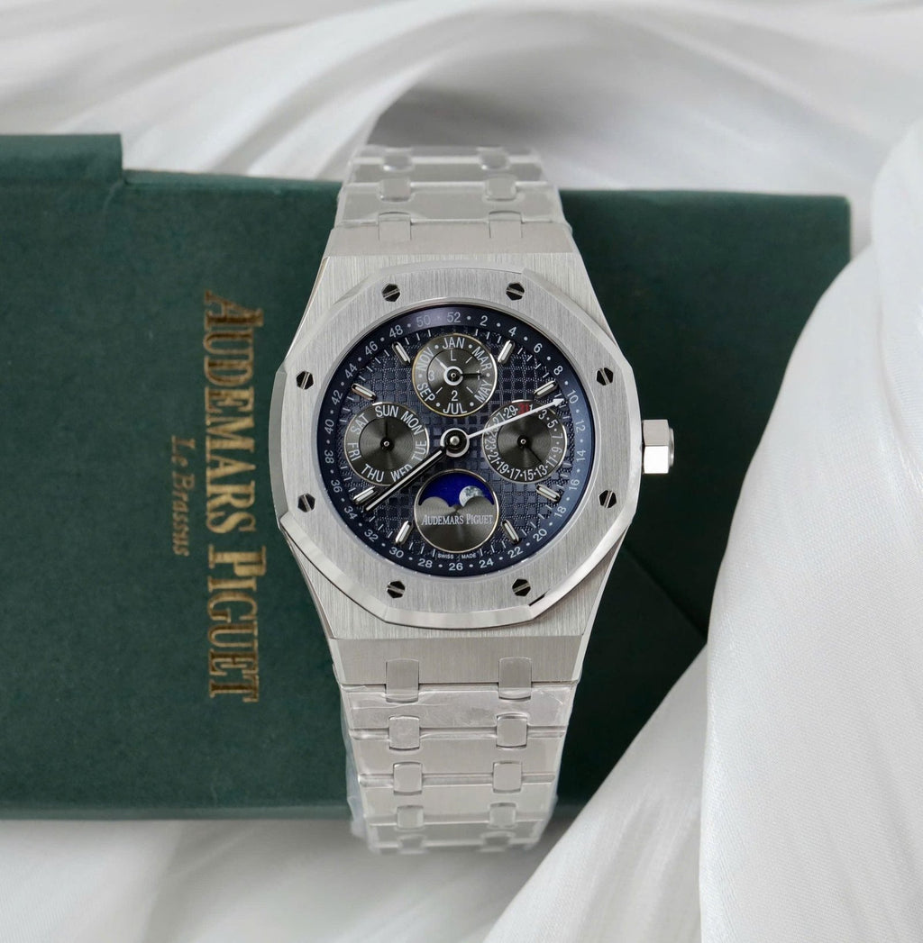 Audemars Piguet Royal Oak 26574TI Watch Blue Dial Metal Wire 41mm