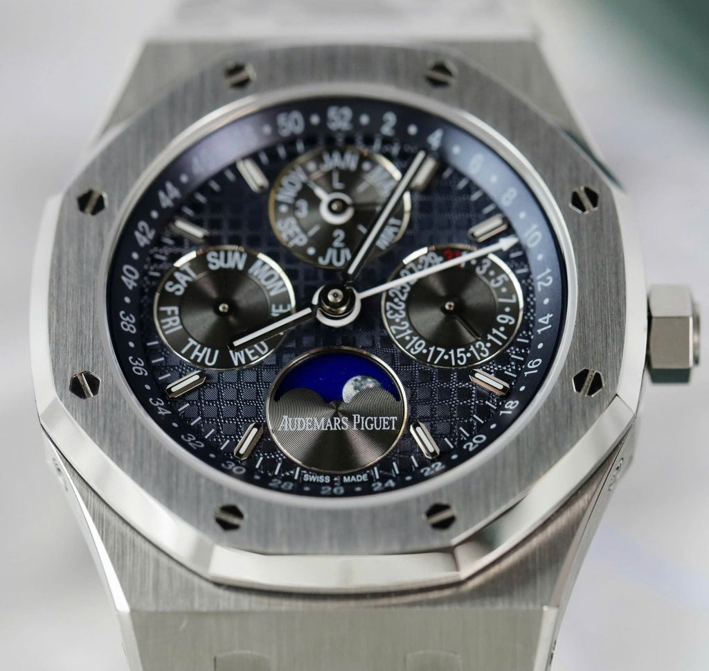 Audemars Piguet Royal Oak 26574TI Watch Blue Dial Metal Wire 41mm