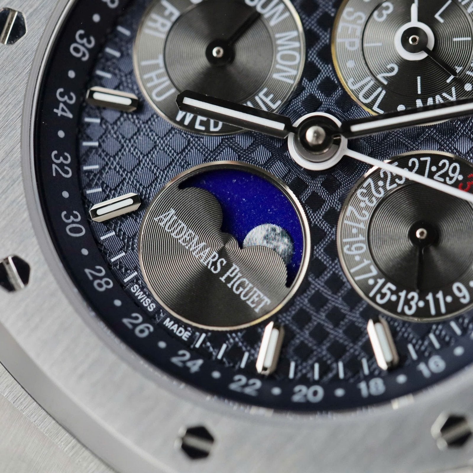 Audemars Piguet Royal Oak 26574TI Watch Blue Dial Metal Wire 41mm