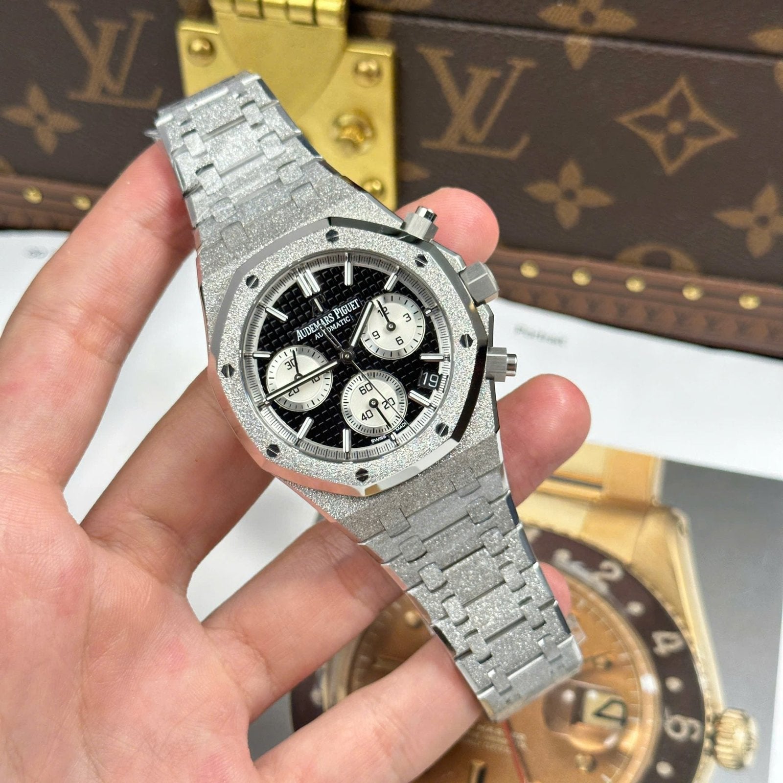 Audemars Piguet Watch Royal Oak Chronograph Frosted Gold 26240 Black Dial 41mm