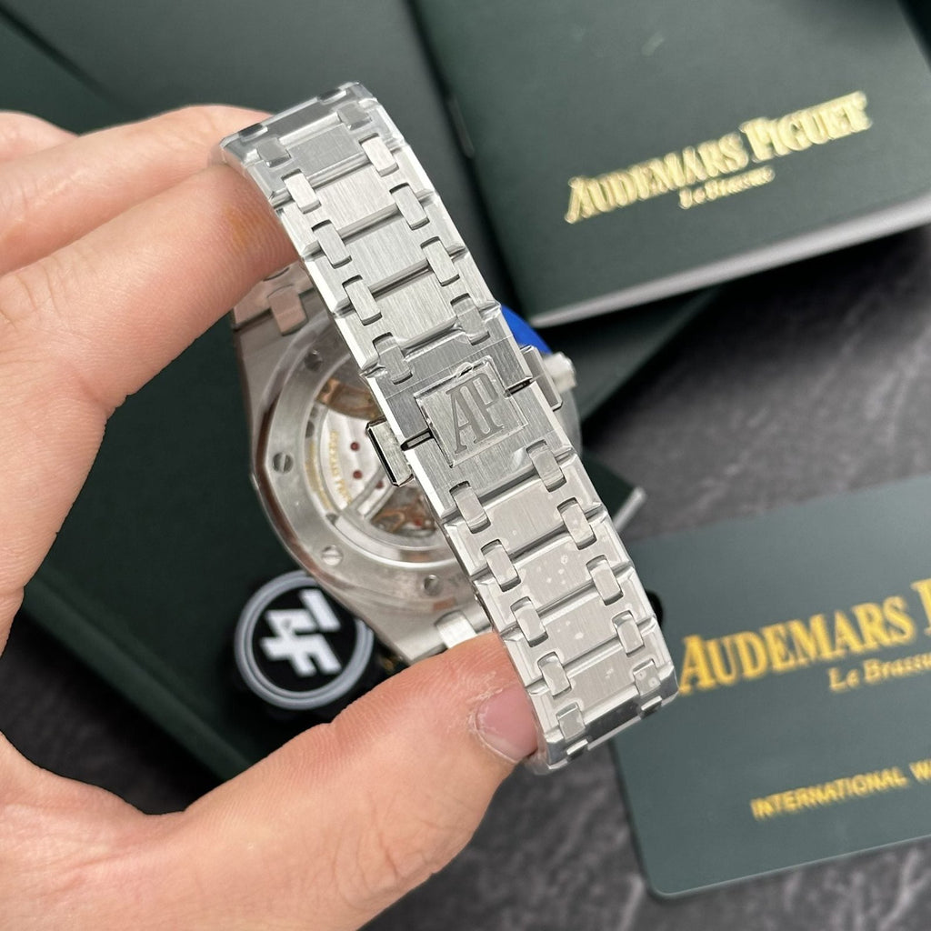 Audemars Piguet Watch Royal Oak Jumbo Extra-Thin 15202ST Blue Dial 39mm