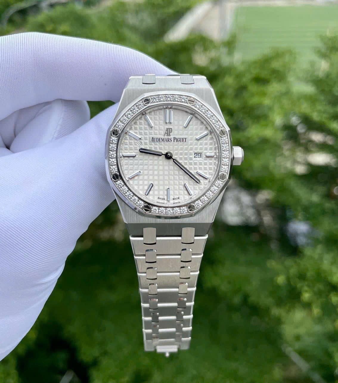 Audemars Piguet Royal Oak Women White Dial Bezel Diamonds Moissanite 34mm