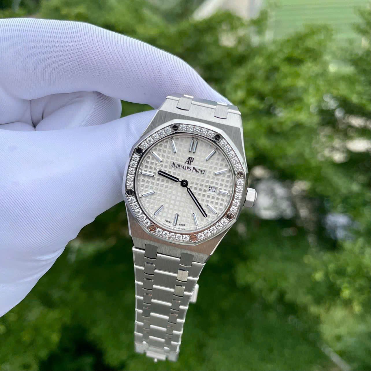 Audemars Piguet Royal Oak Women White Dial Bezel Diamonds Moissanite 34mm