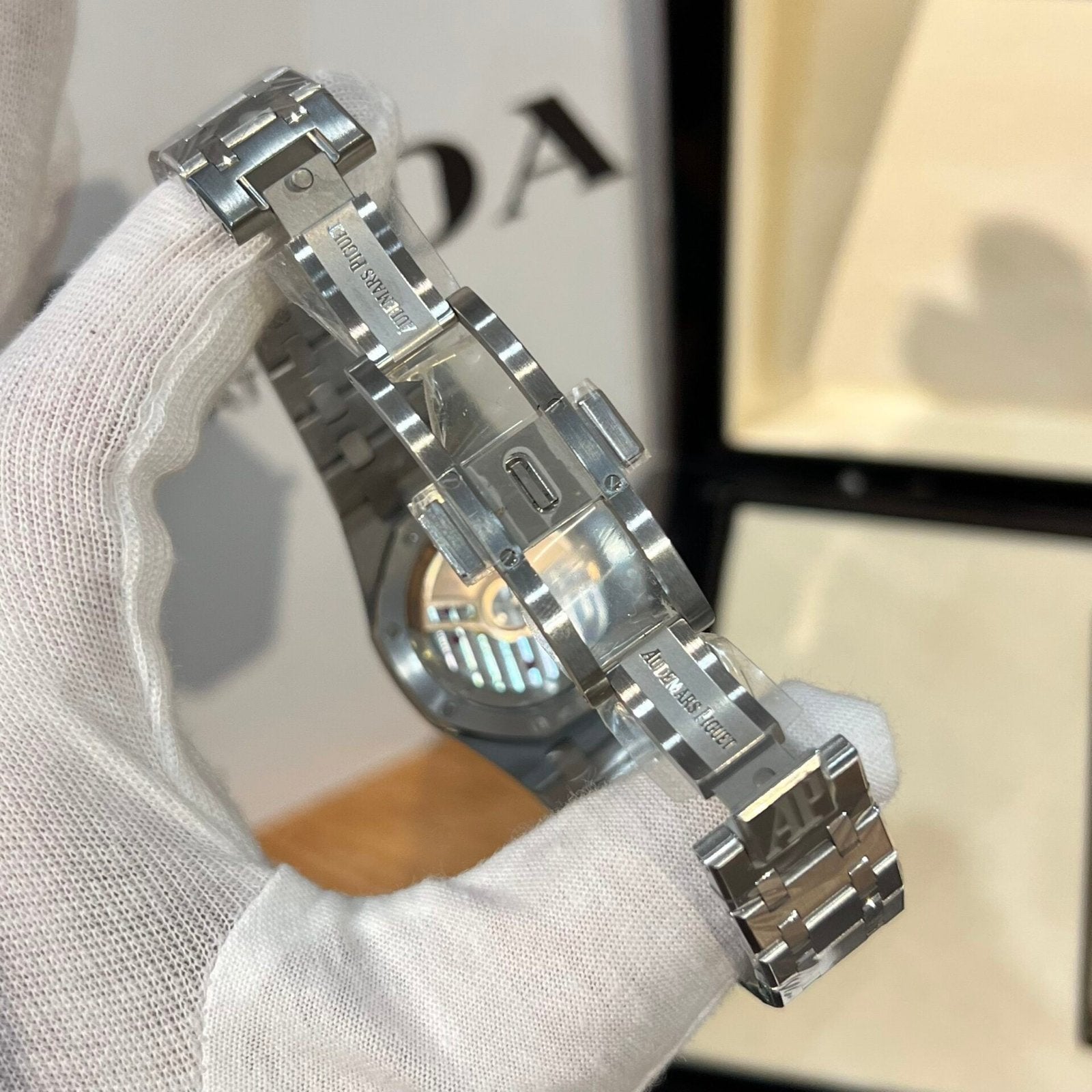 Audemars Piguet Royal Oak Women’s Watch With Diamonds 34mm