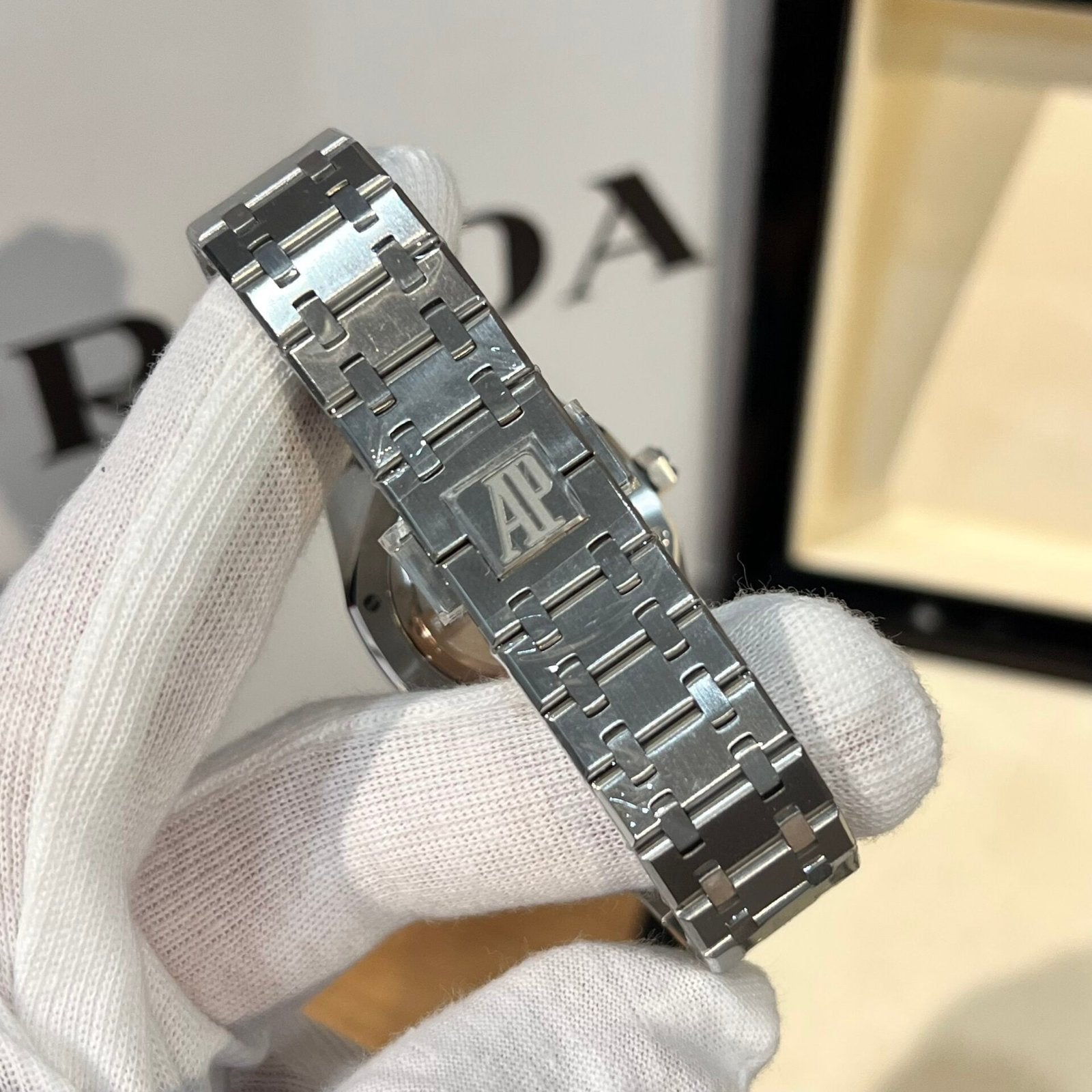 Audemars Piguet Royal Oak Women’s Watch With Diamonds 34mm