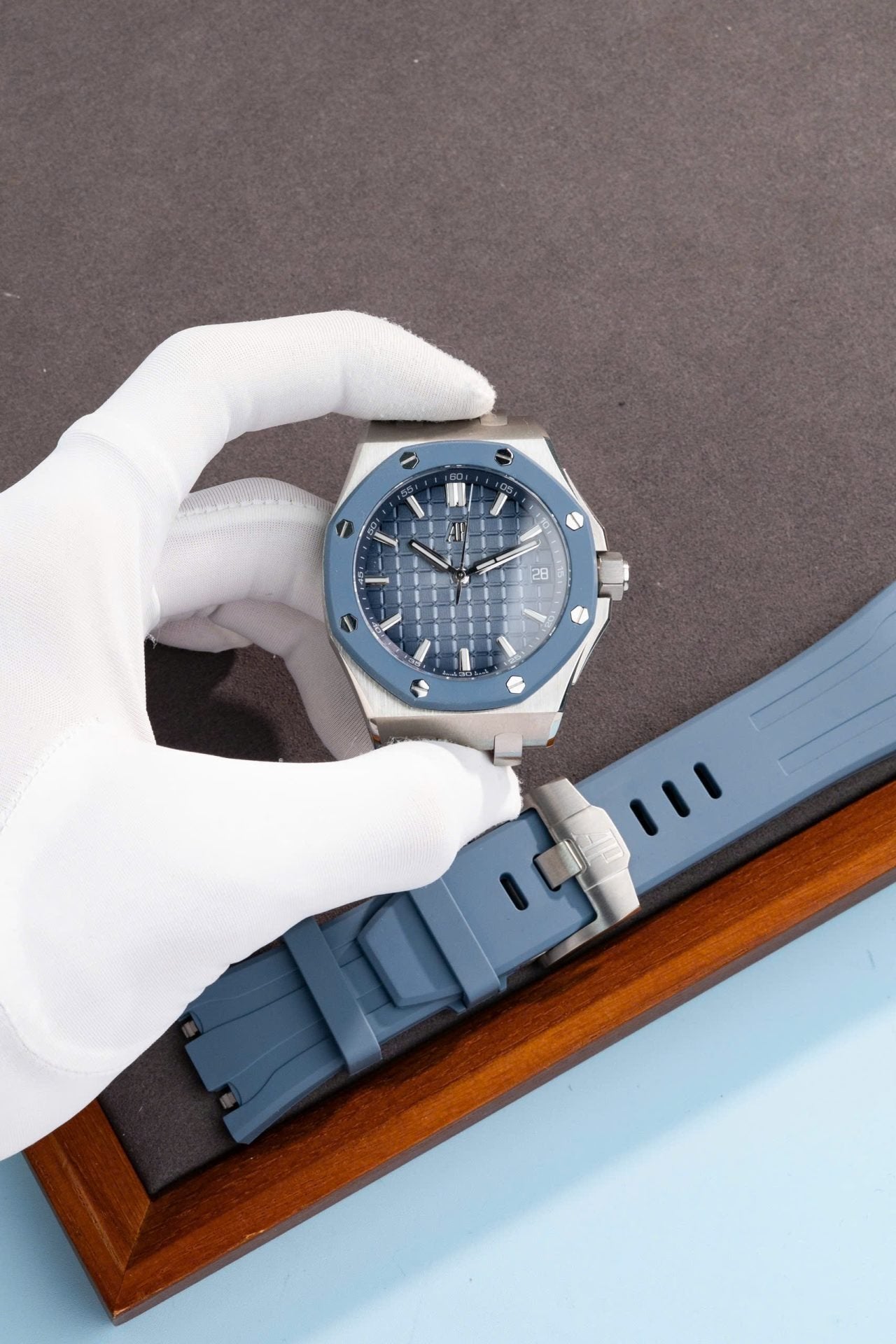 Audemars Piguet Watch Royal Oak Offshore 15605SK Bezel Rubber Bule 43mm