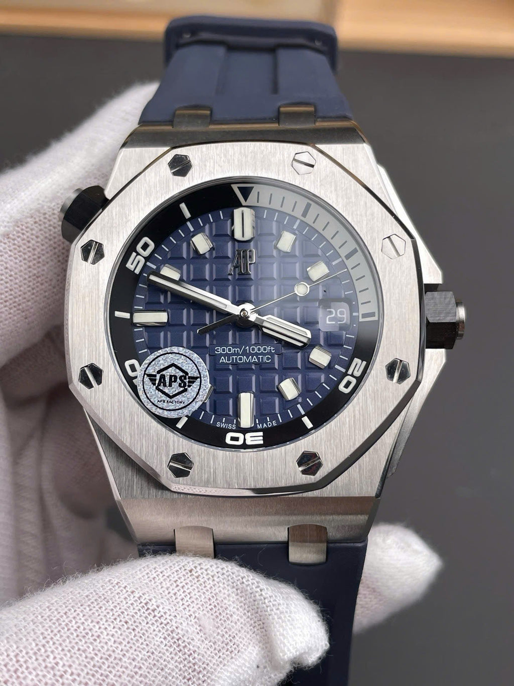 Audemars Piguet Watch Royal Oak Offshore 15720ST Blue Rubber Strap 42mm