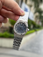 Audemars Piguet Watch Royal Oak Blue Dial Metal Wire 34mm