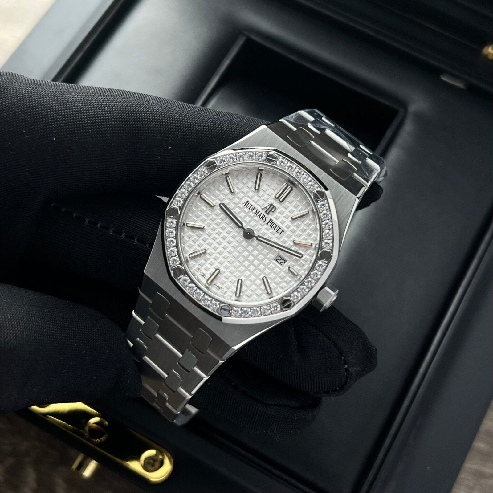 Audemars Piguet Watch Royal Oak Womens White Dial 34mm