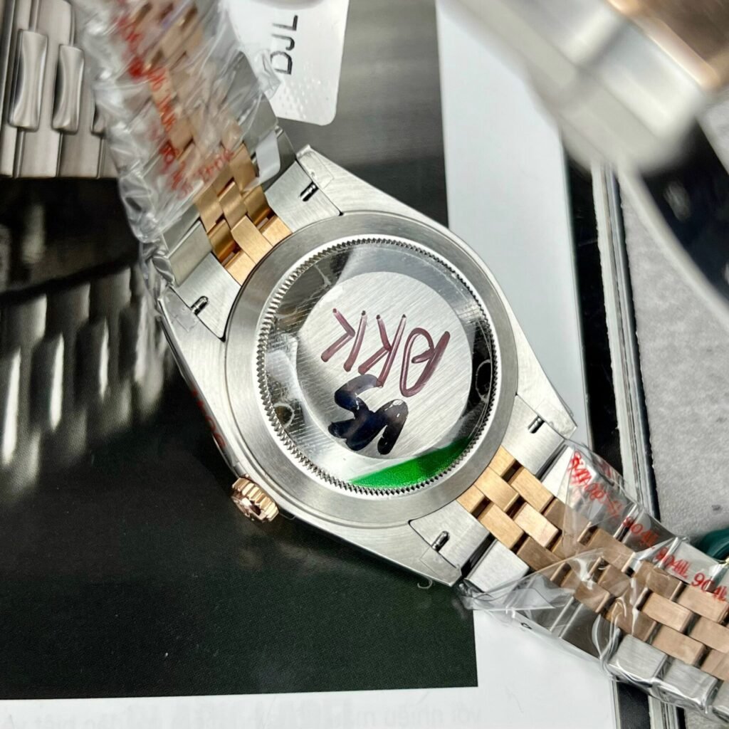 Rolex Watch DateJust 126331 Gold Wrapped Sliver Dial 41mm