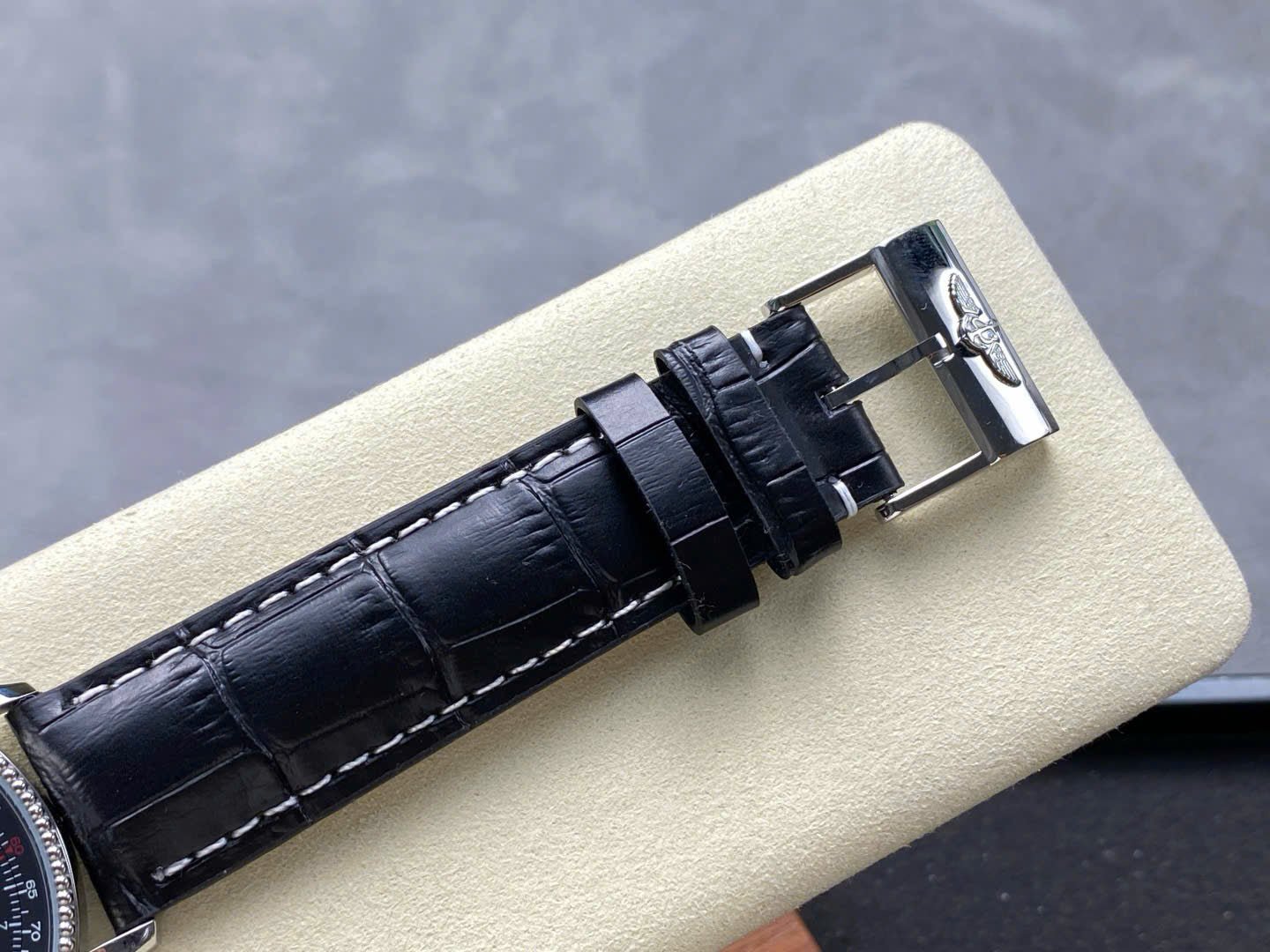 Breitling Navitimer Automatic A17326241B1P1 Watch Black Leather Strap 41mm