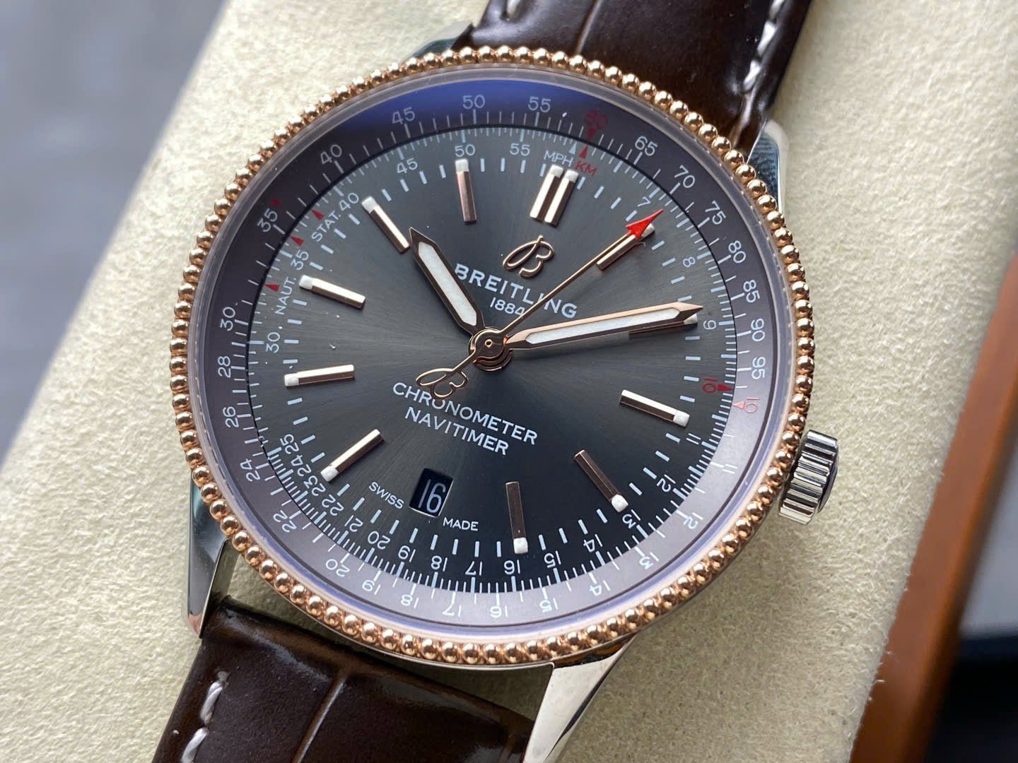 Breitling Navitimer Watch Gray Dial &amp; Leather Strap 41mm