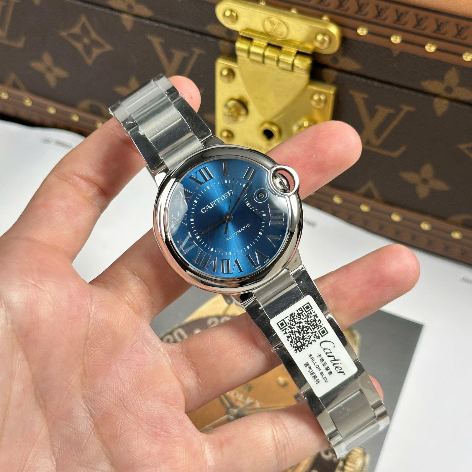 Cartier Ballon Bleu Watch Blue Dial Metal Wire 40mm