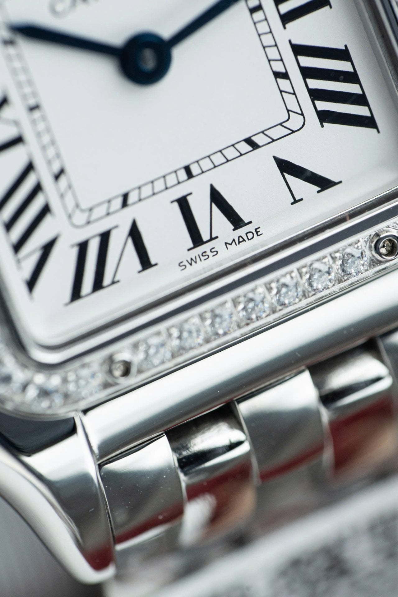 Cartier Panthere W2PN0007 Watch White Dial Metal Wire 27x37mm