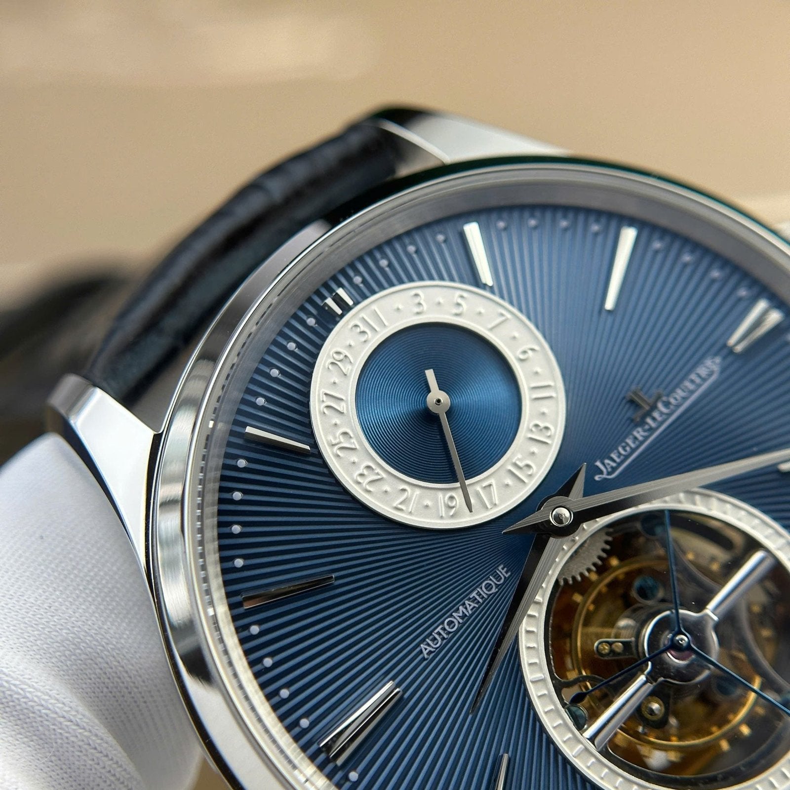 Jaeger Lecoultre Ultra Thin Tourbillon 40mm