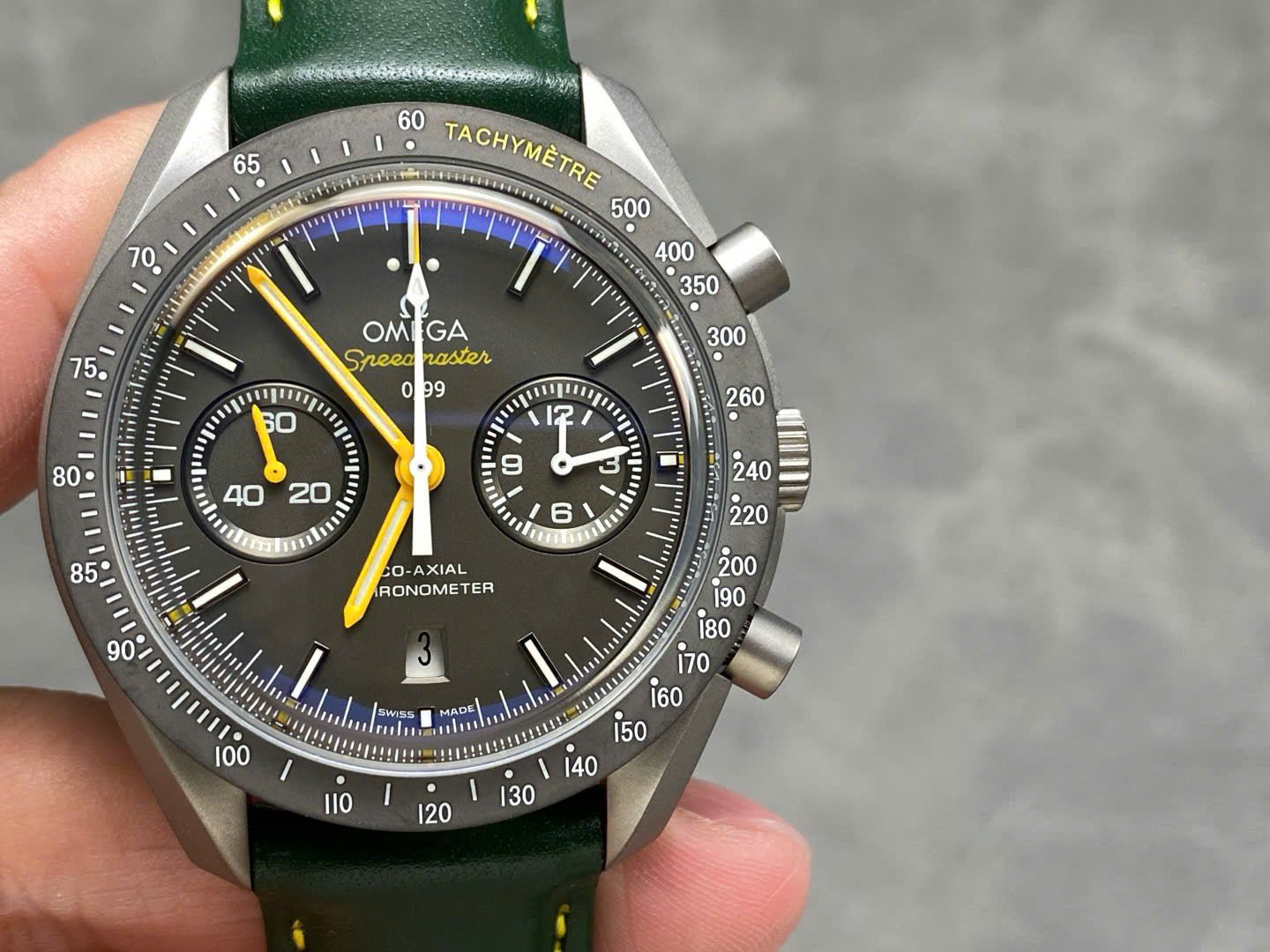 Omega Speedmaster Grey Side of the Moon Porsche Club of America Edition Wath 44mm