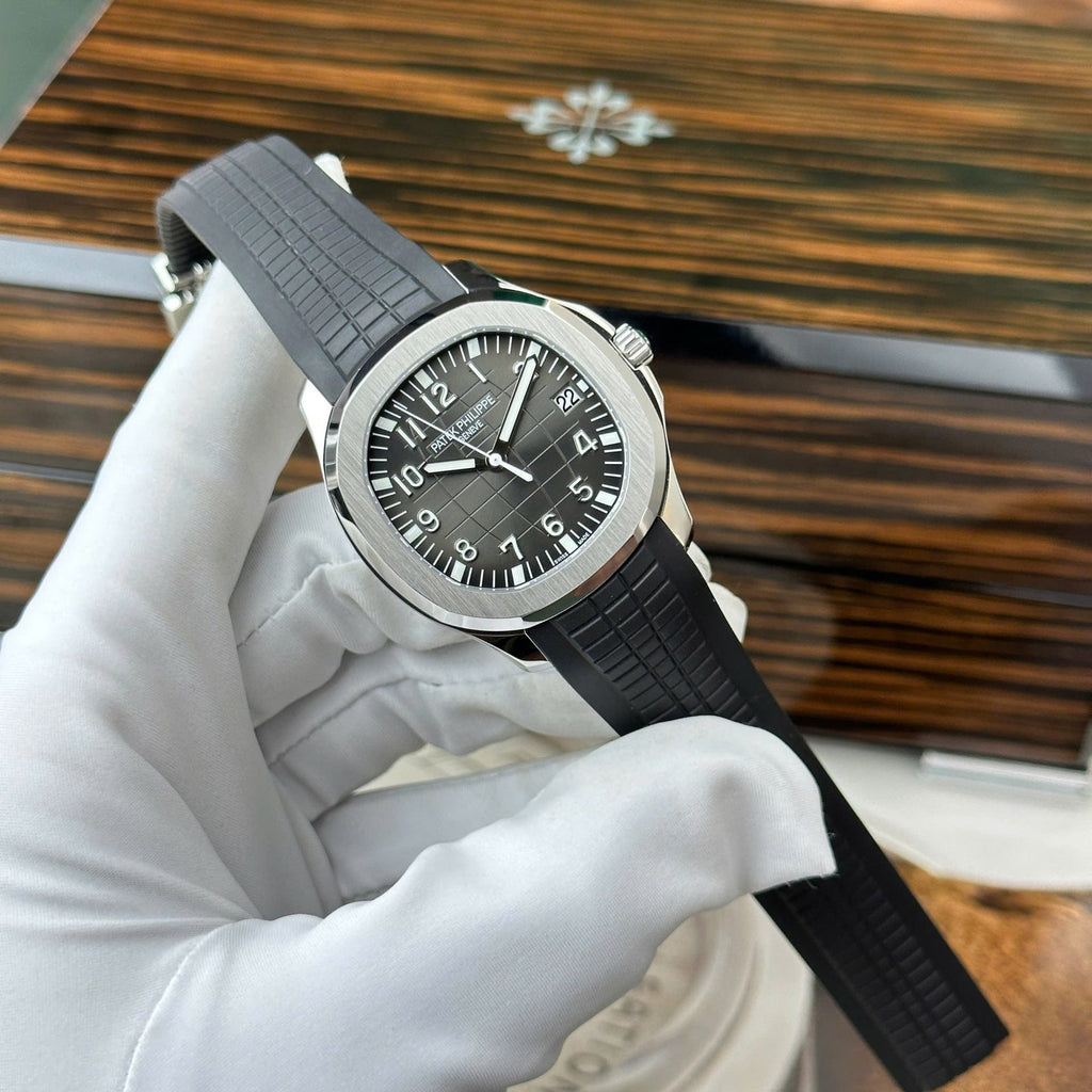 Patek Philippe Aquanaut 5167 Watch 40mm