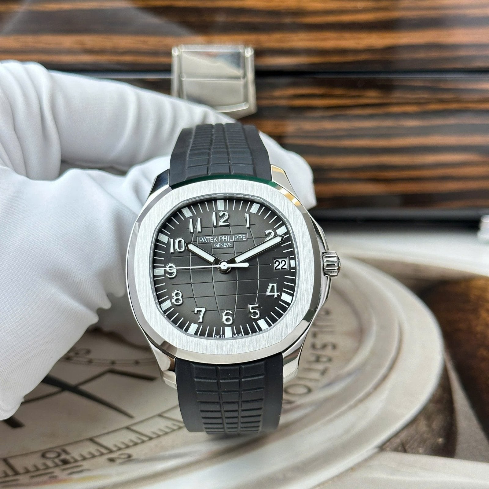 Patek Philippe Aquanaut 5167 Watch 40mm