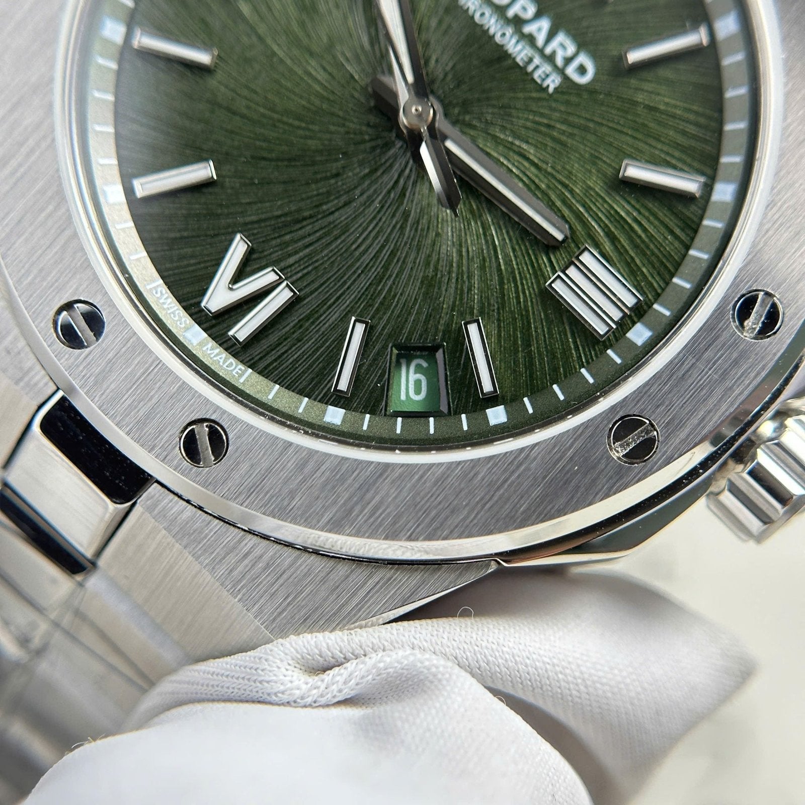 Chopard Alpine Eagle 298600 Watch Green Dial  41mm