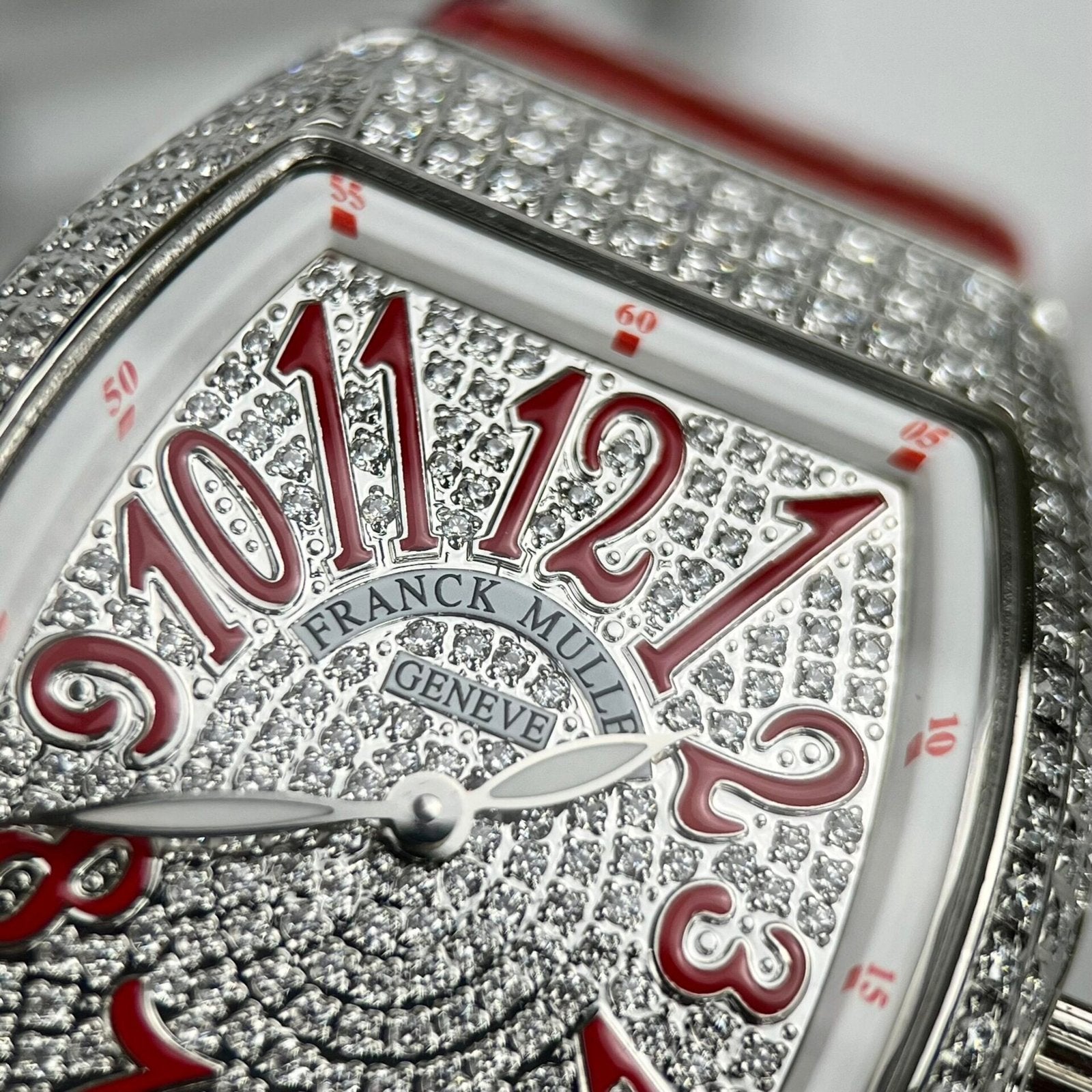Franck Muller V32 Watch Red Dial Rubber Strap  36mm