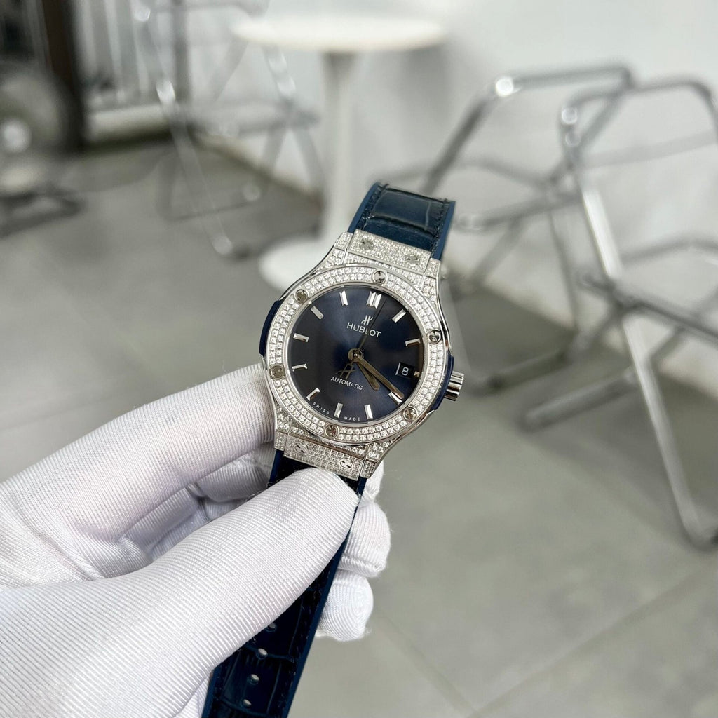 Hublot  Watch With Full Diamond Case Blue 38mm