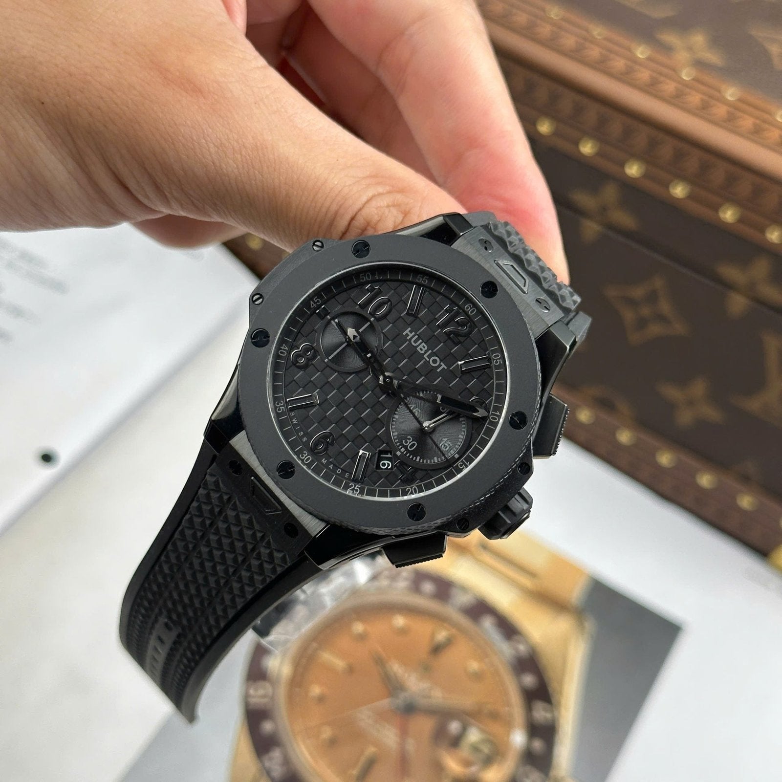 Hublot Big Bang Ceramic All Black Chronograph 43mm