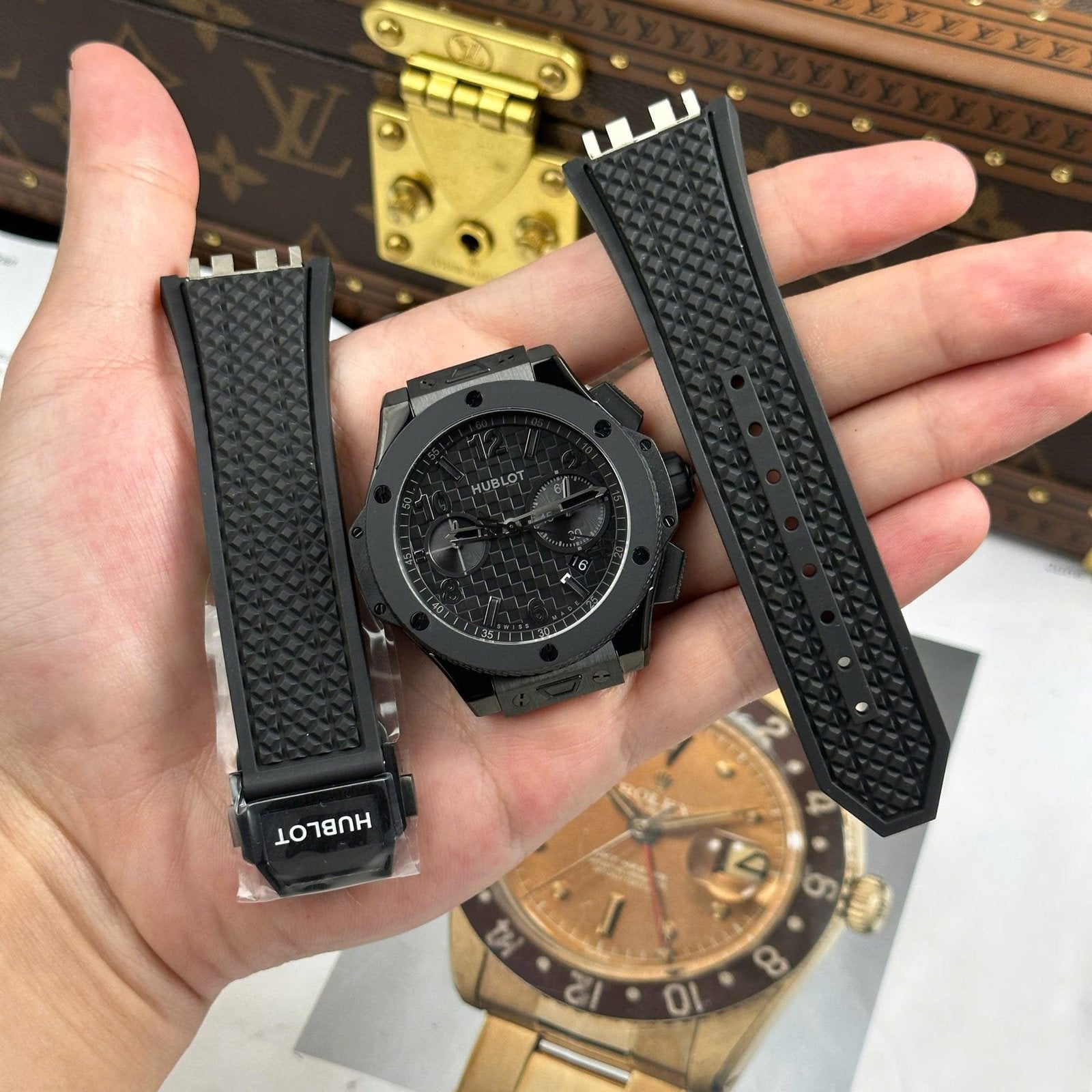 Hublot Big Bang Ceramic All Black Chronograph 43mm